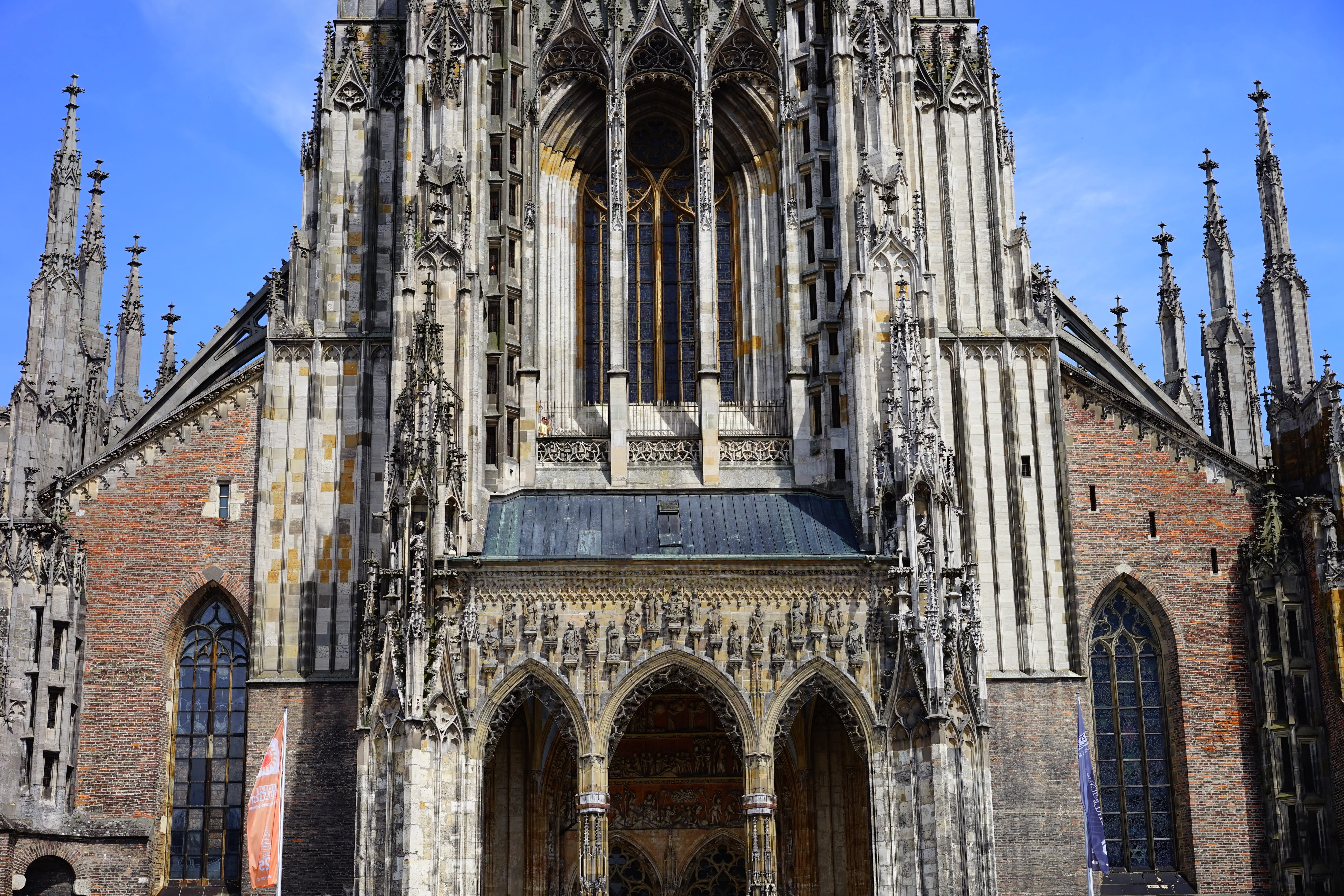 architectural column, 5K, church, built structure, travel, arch, münster, ulm, impressive, city, large, huge, spire, religion, cathedral square, the past, HD Wallpaper