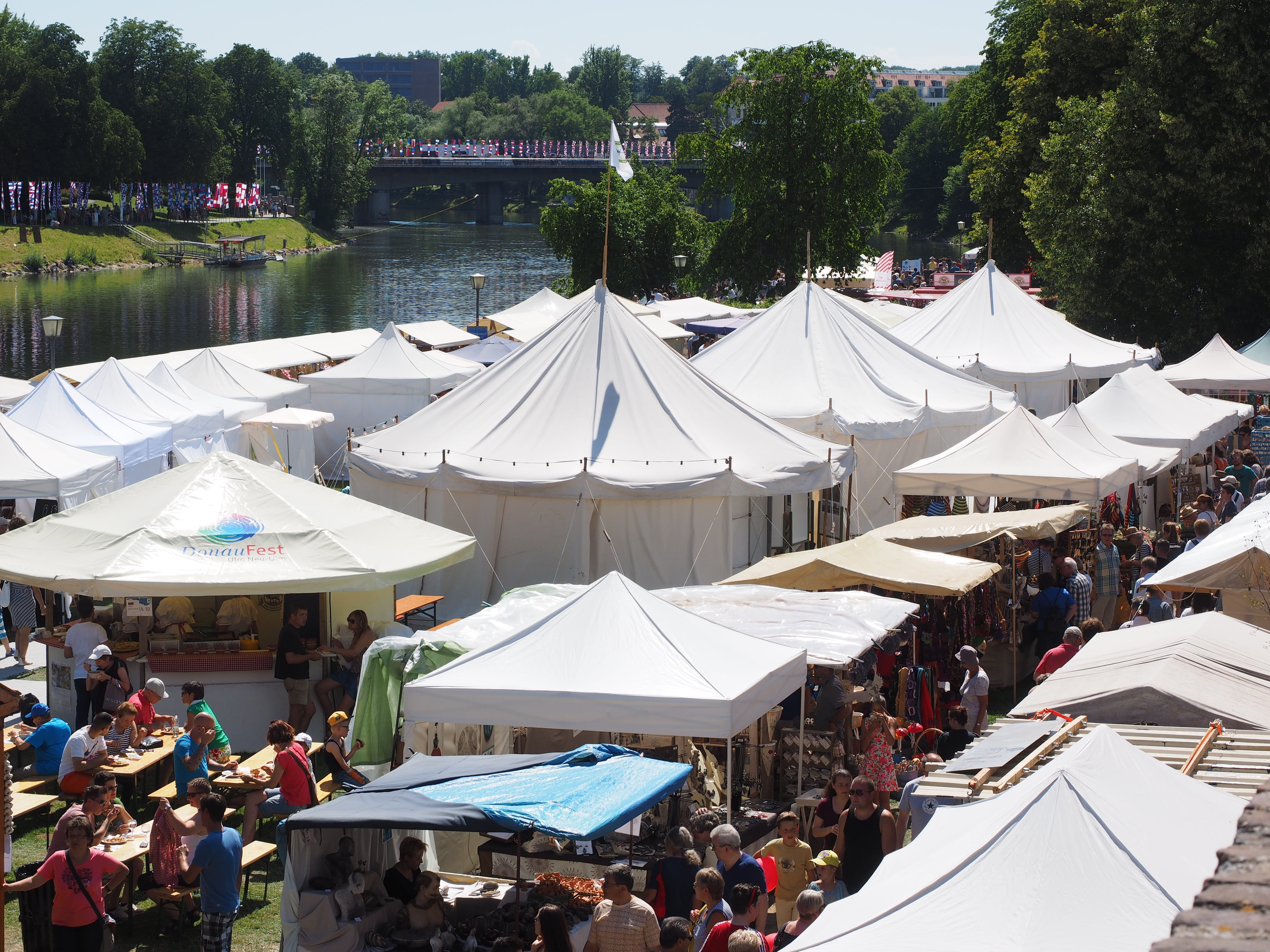 tents, lifestyles, people, city, 4K, festival, day, danube fixed, danube, crowd, canopy, group of people, daytime, ulm, plant, white, market stall, large group of people, HD Wallpaper