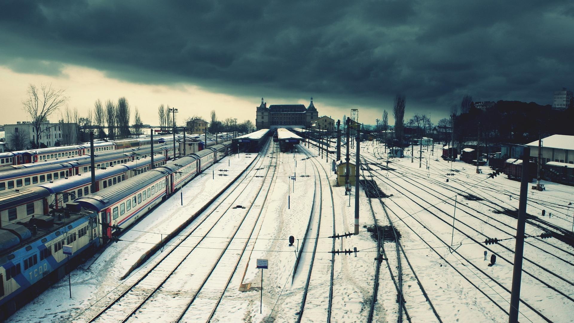tracks, station, winter, train, central, clouds, trains, gloomy, nature and landscapes, 1080P, HD Wallpaper
