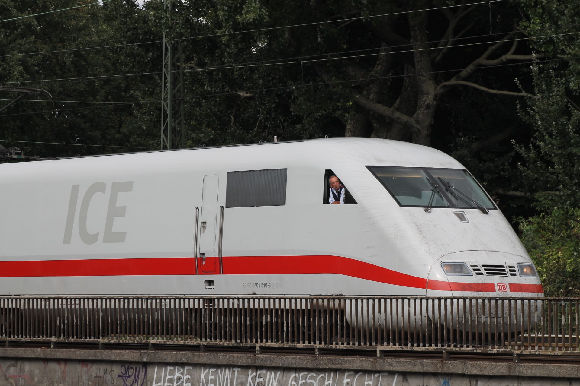traffic, hamburg, deutsche bahn, passenger train, day, red, public transportation, transportation, railway line, land vehicle, communication, mode of transportation, HD Wallpaper
