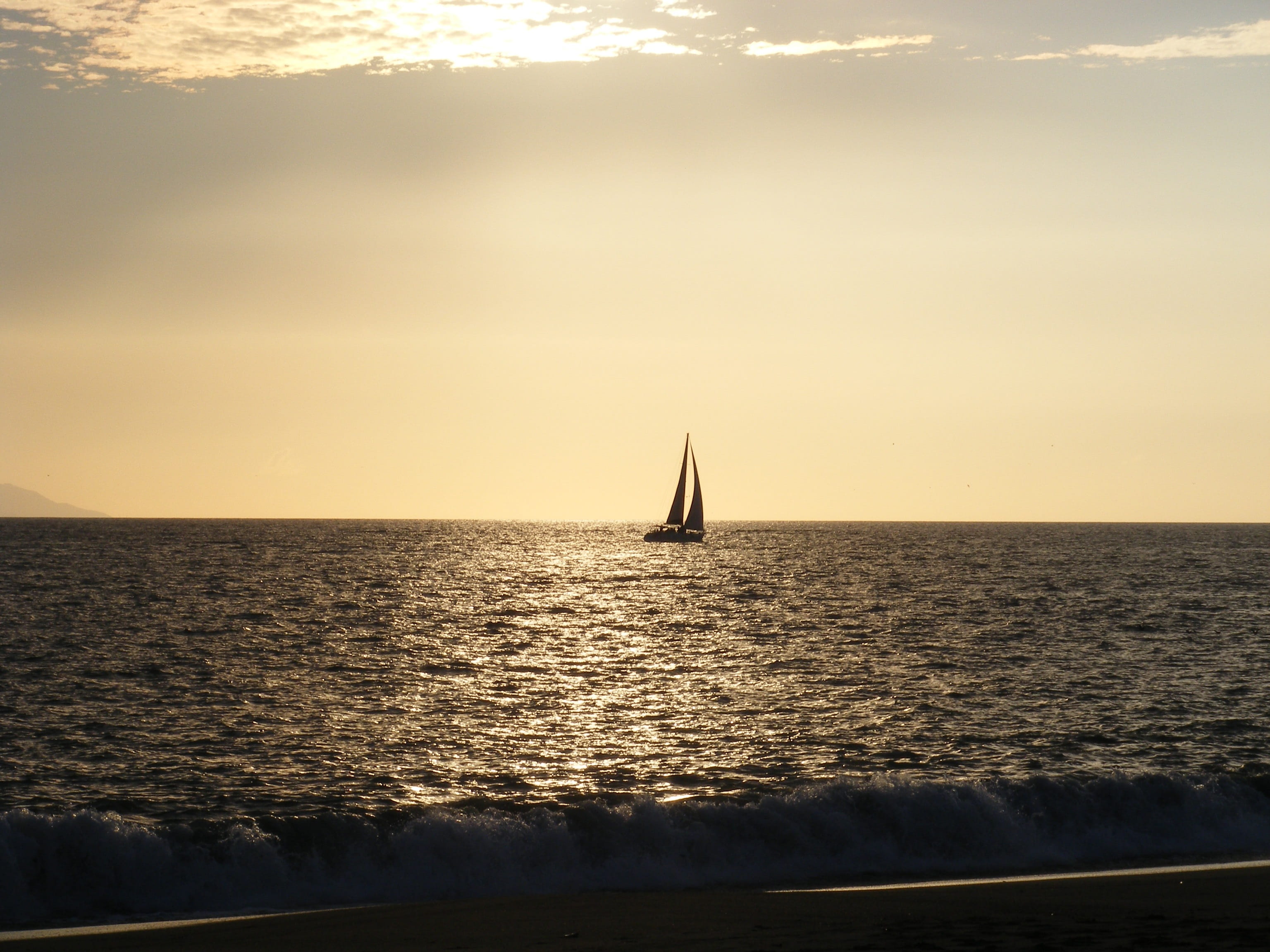 time, sailing Ship, coast, recreation, ship, tranquil, trip, romantic, yachting, dom, ocean, horizon Over Water, relaxation, 2K, beauty in nature, Water, HD Wallpaper