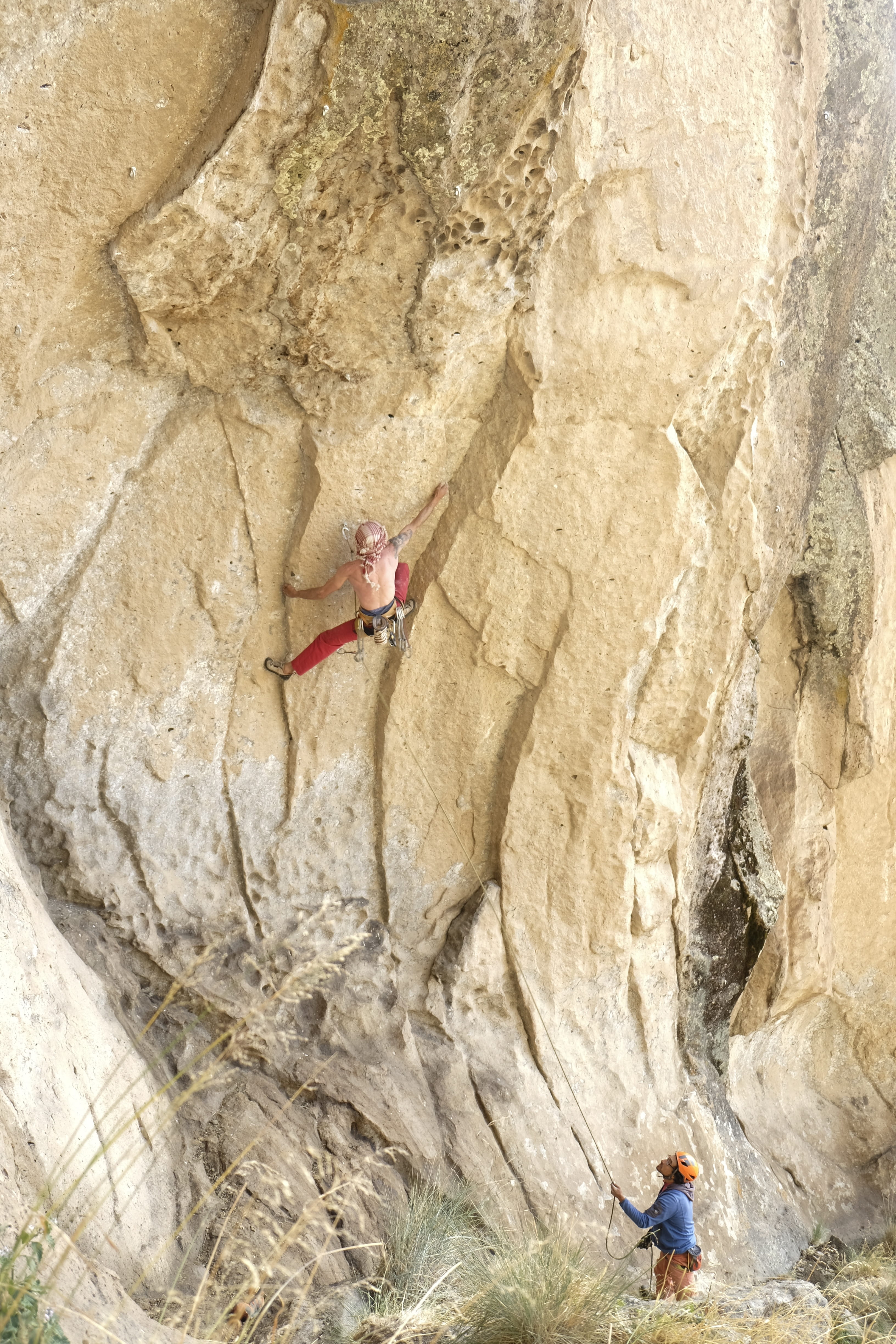 Climber, rock, risk, adventure, rock formation, climber, men, rope, climb, activity, Sport, Stone, rock - Object, day, people, physical geography, 4K, Phone HD Wallpaper