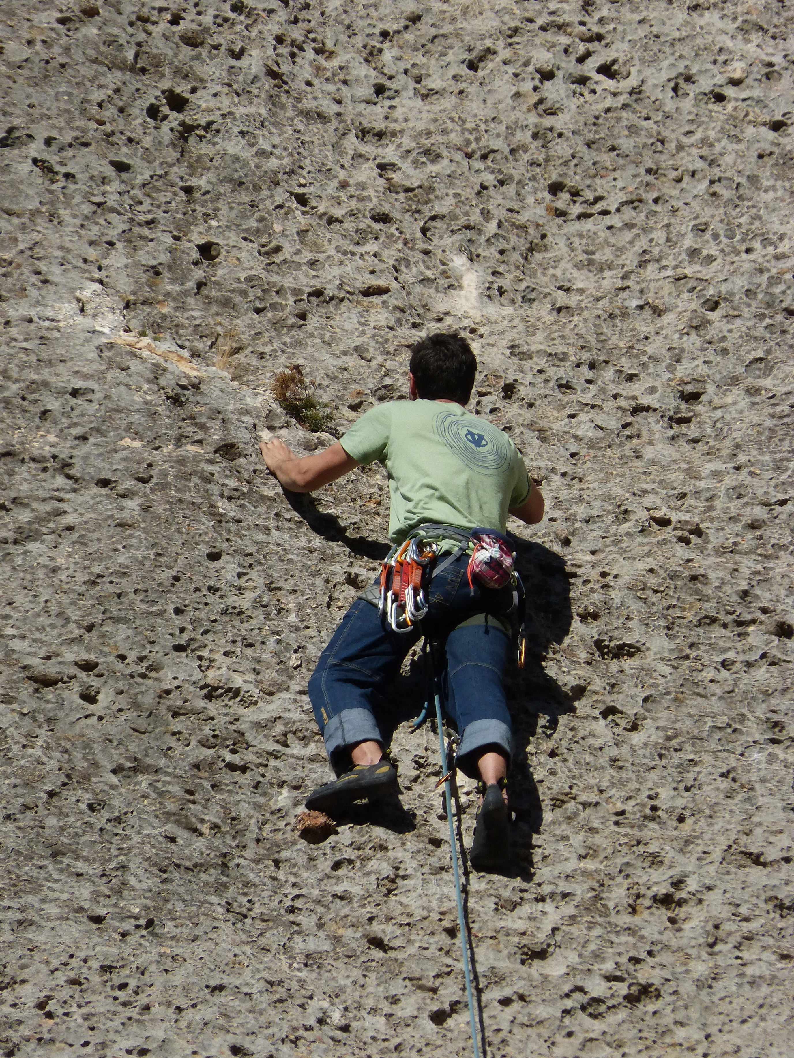 rope, full length, harness, extreme Sports, adventure, 2K, climbing equipment, lifestyles, nature, day, safety Harness, challenge, activity, risk, Climber, Phone HD Wallpaper