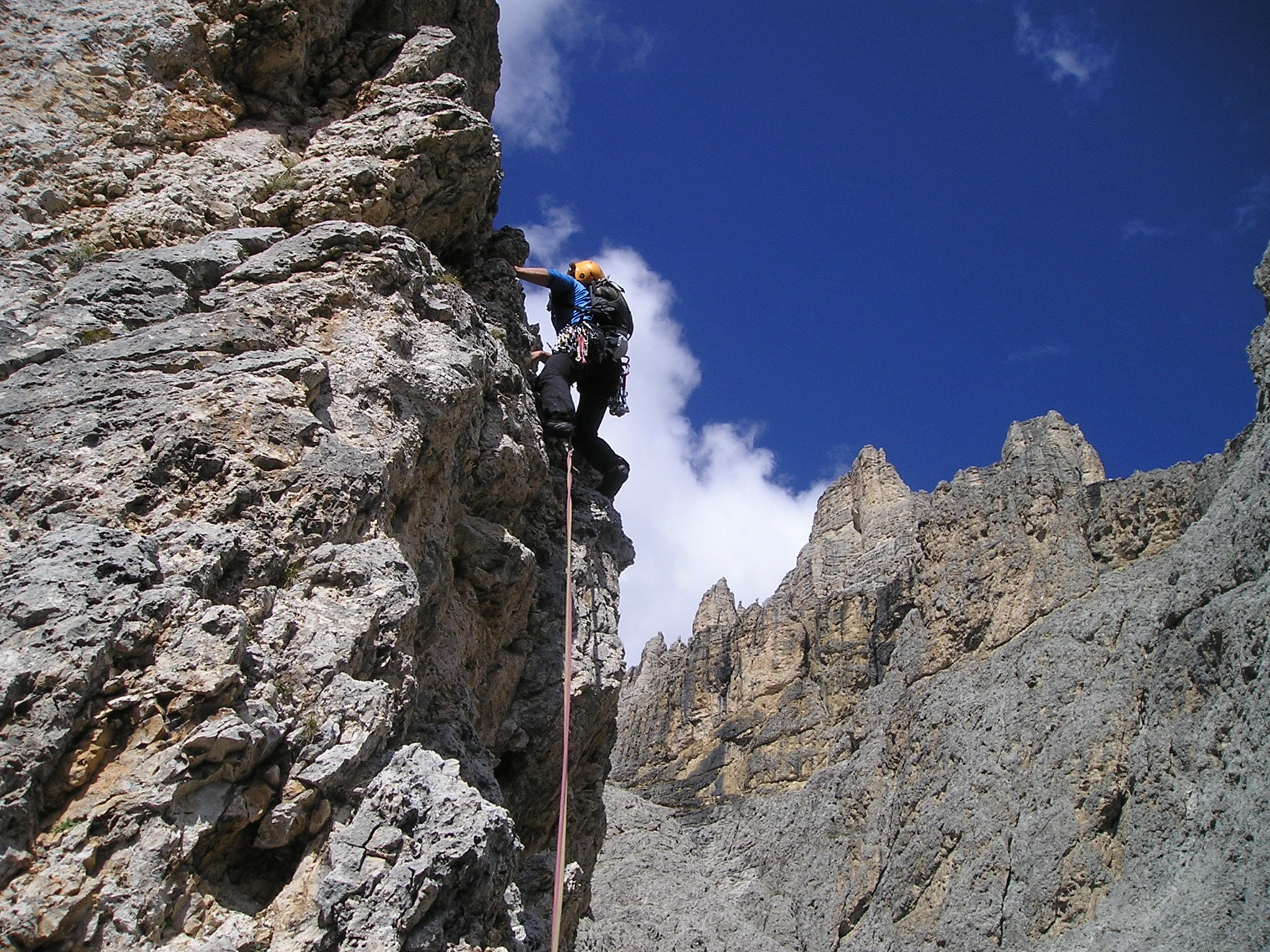 mountain Climbing, mountains, high, top, people, alpine, scenics, sport, landscape, rock - Object, full length, piz ciavazes, dolomites, nature, rock, risk, HD Wallpaper