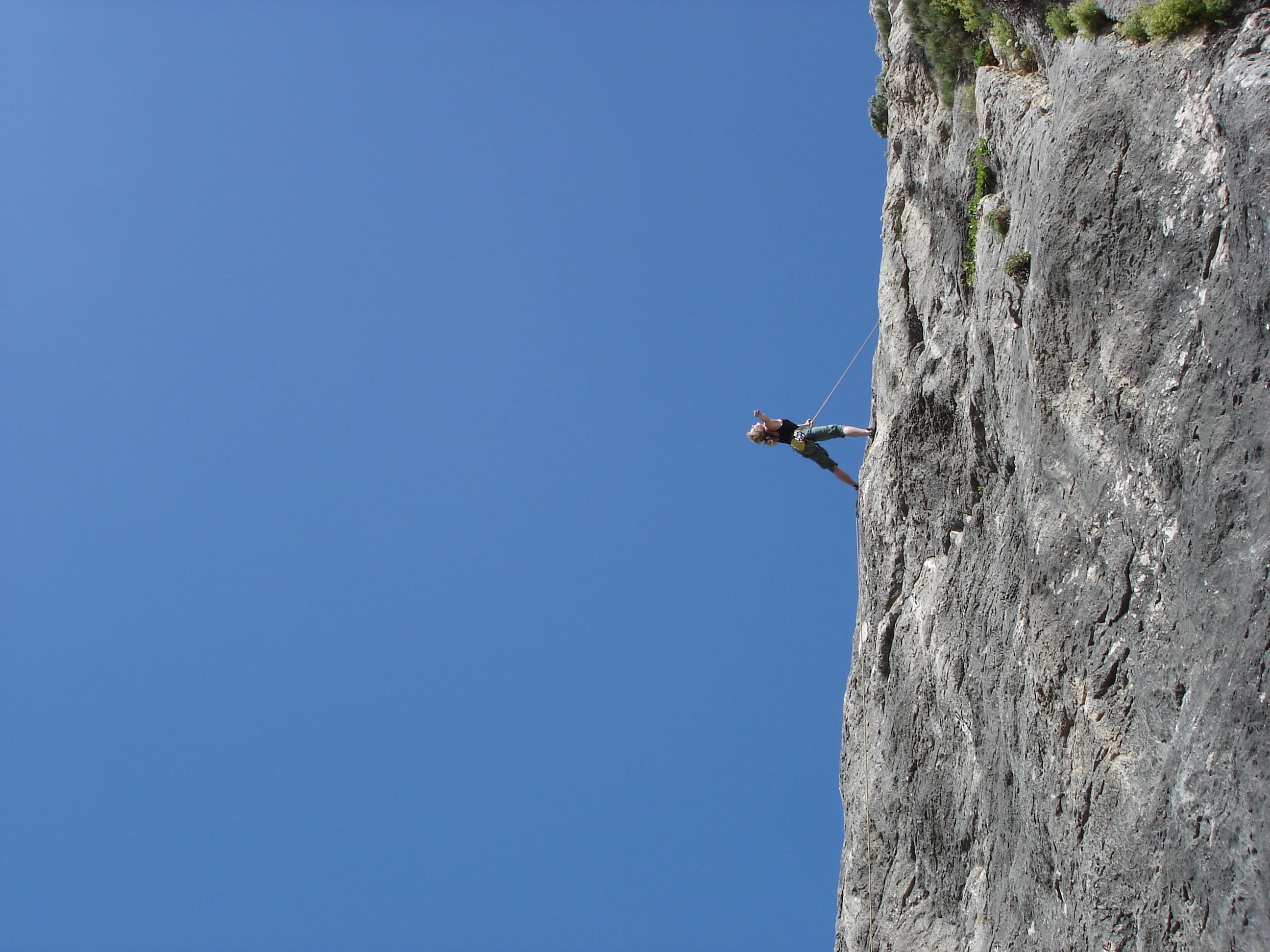 2K, sport climbing, extreme sports, black top, sky, risk, climbing equipment, grey, adventure, rock climbing, mallorca, effort, dom, copy space, climb, HD Wallpaper