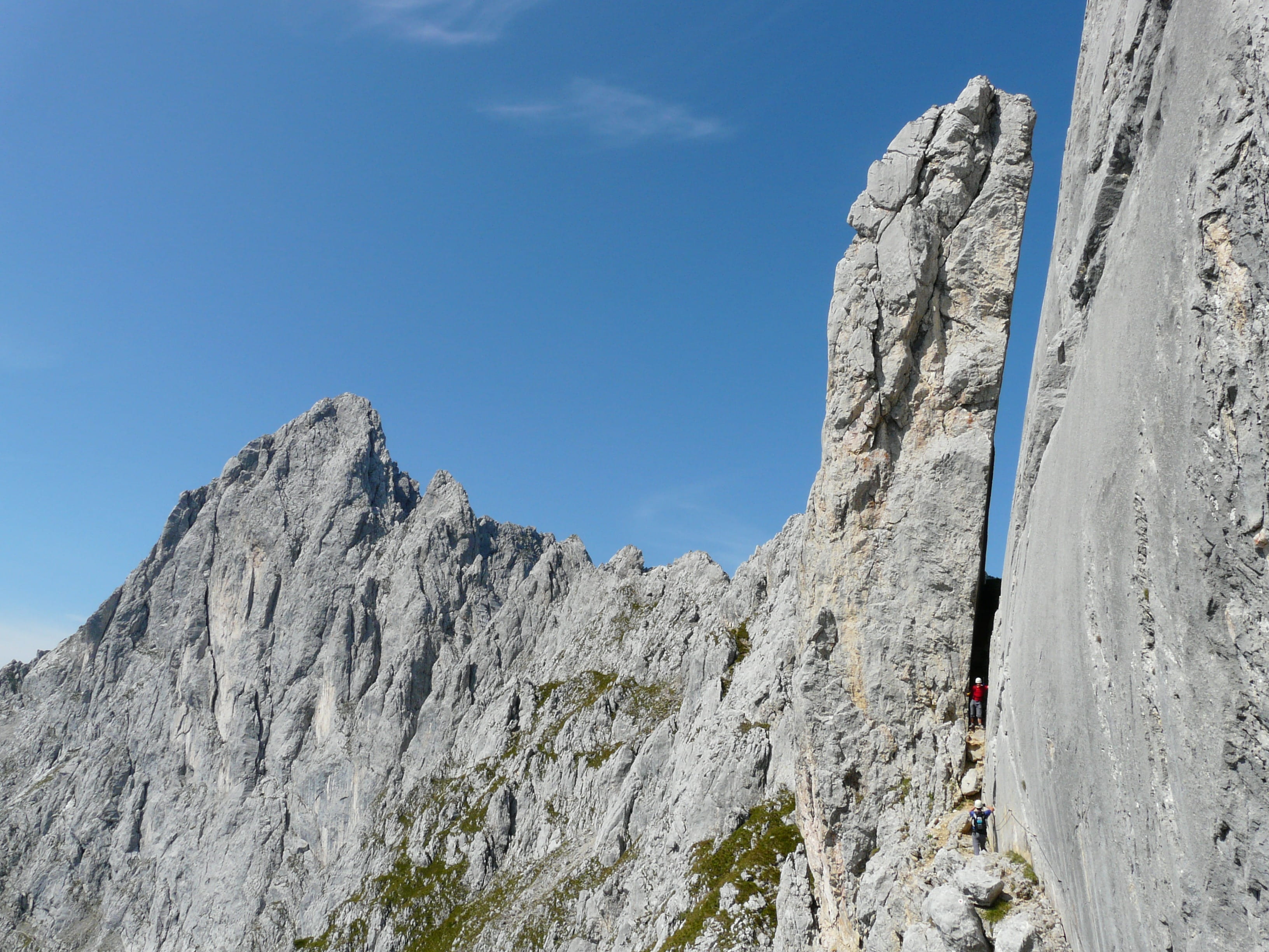 activity, rock - Object, pinnacle, leisure activity, ellmauer halt, 2K, limestone alps, impressive, passage, smart, rock tower, landscape, sky, cliff, HD Wallpaper