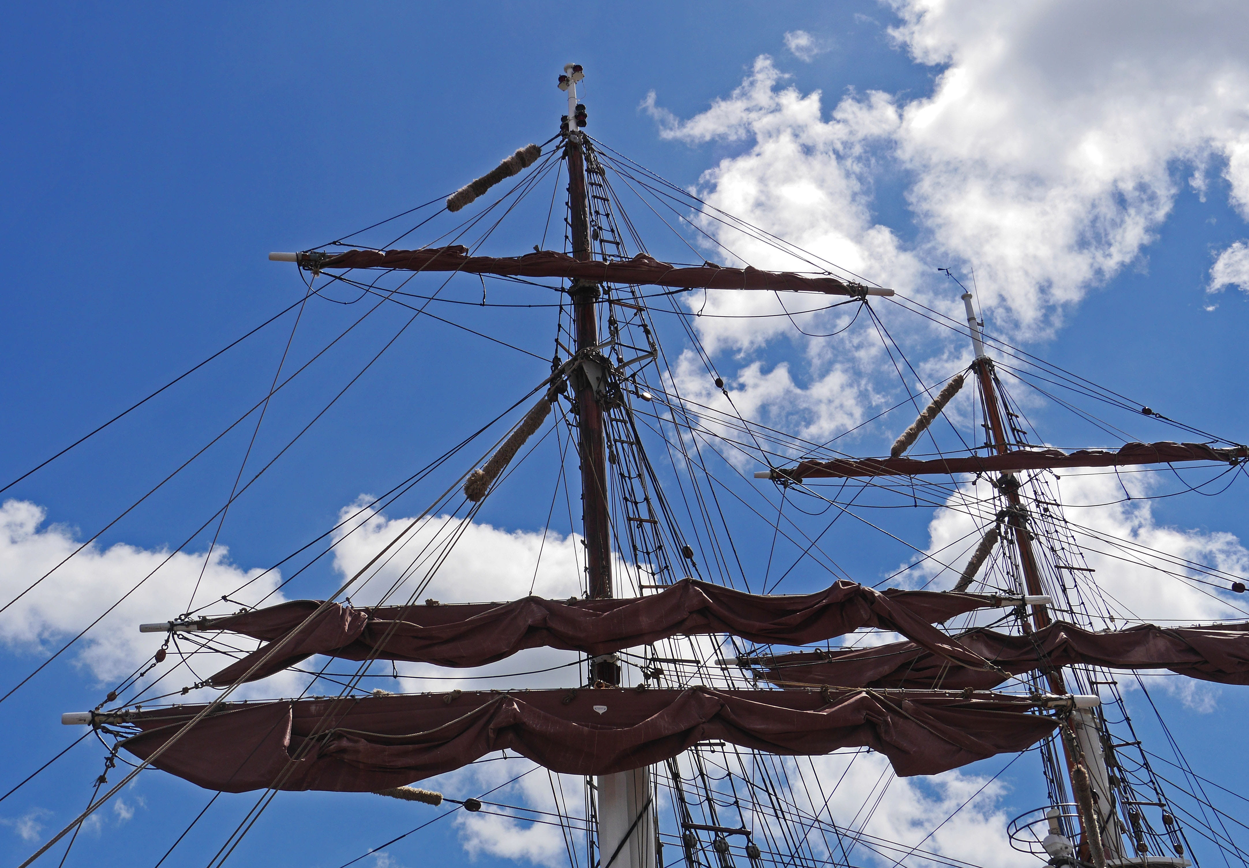 rope, sea, masts, brown sail, jersey, sailing Ship, military Ship, sail, sailboat, stretched, old, eye of the wind, ship, nature, fixing, low angle view, HD Wallpaper