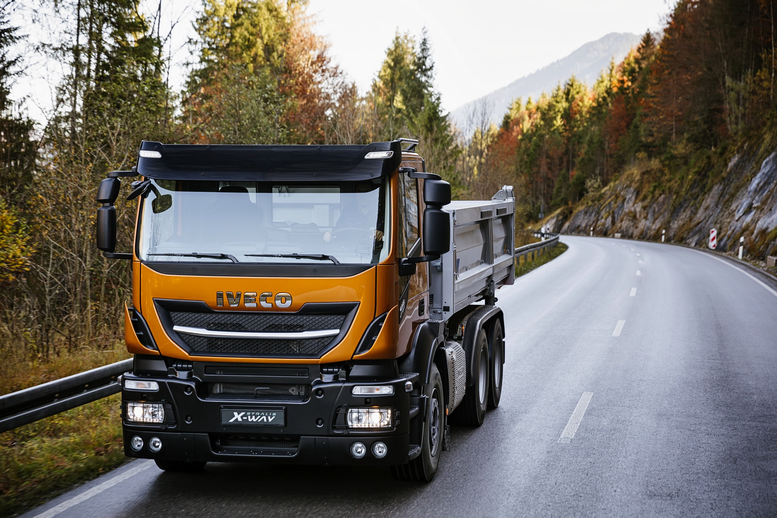 forest, 6x2, body, orange-black, road, markup, Super Loader, Stralis X-Way, 2K, the fence, the sky, Board, Iveco, HD Wallpaper