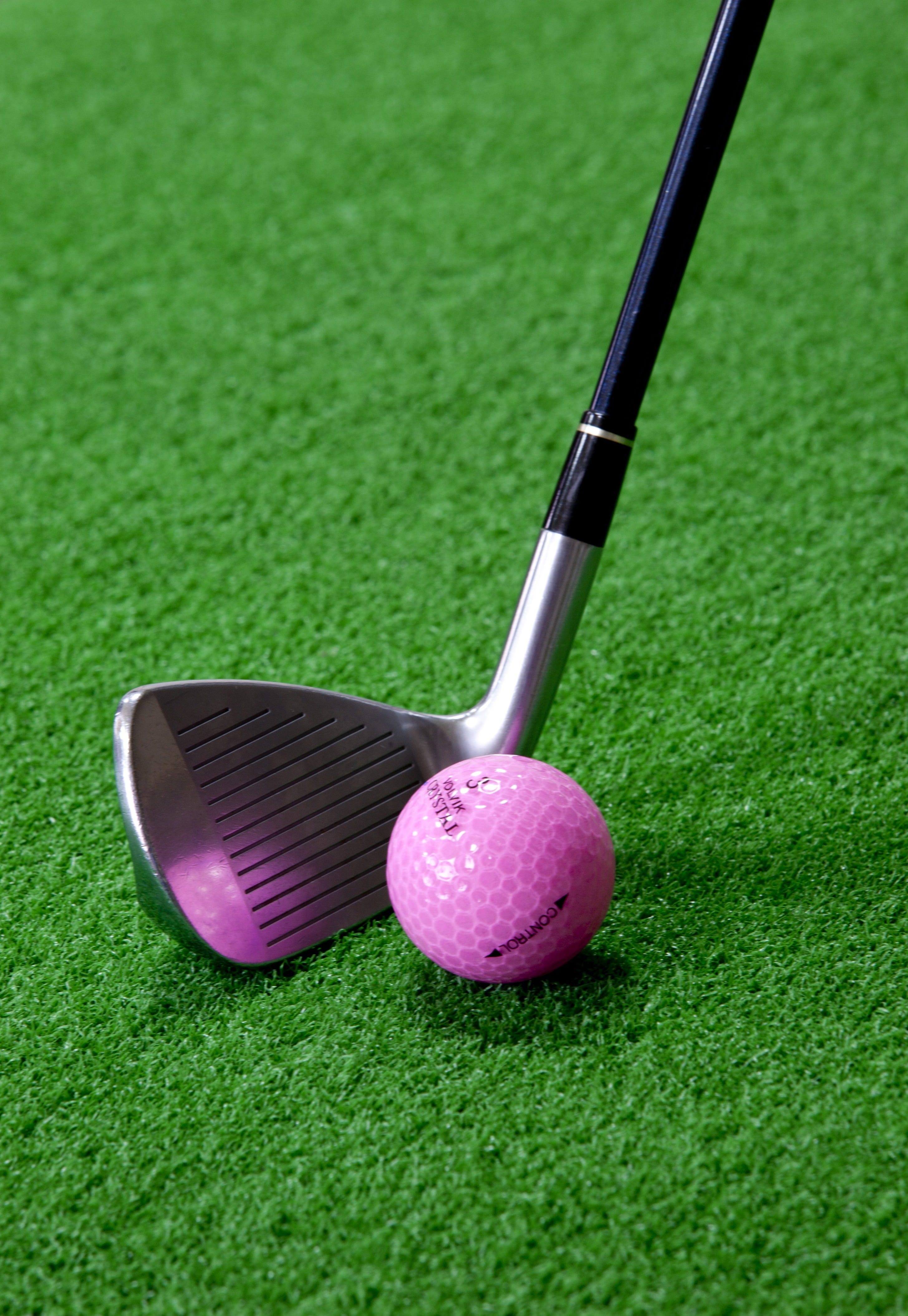 golf, ball, golf clubs, close-up, pink color, green color, leisure activity, grass, plant, nature, exercise, leisure, playing field, artificial turf, golf balls, Phone HD Wallpaper