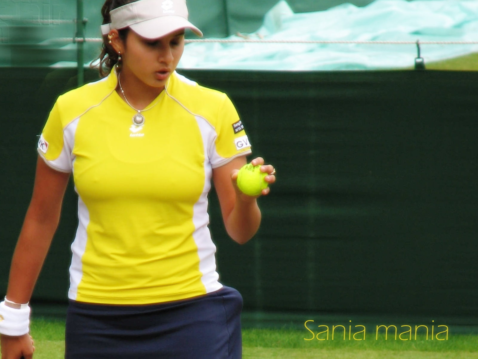 sania, yellow, hd, shirt, mirza, women, 720P, white, s, HD Wallpaper