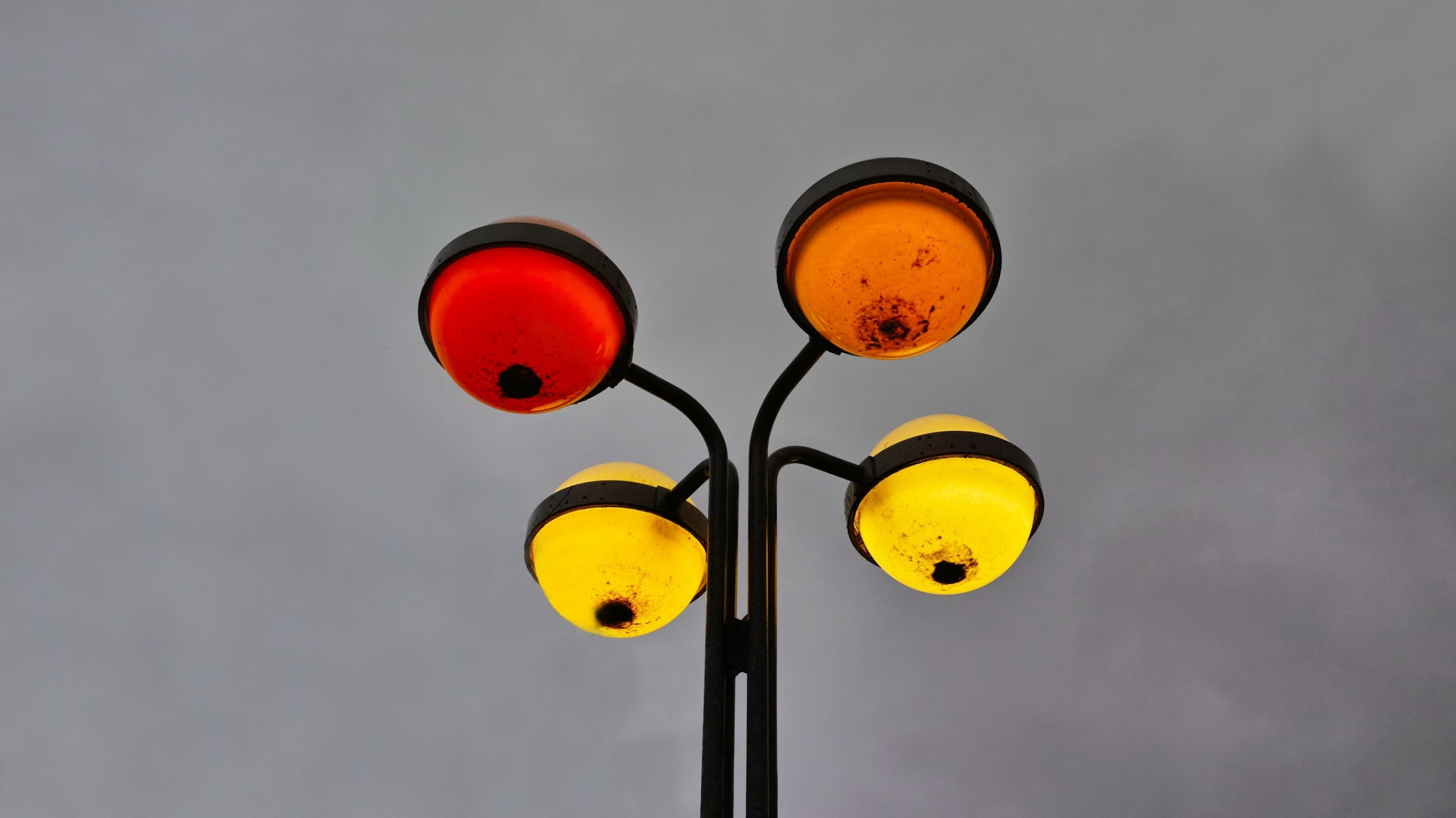 sky, lighting equipment, still life, orange, simple, low angle view, geometric shape, yellow, street light, gray background, indoors, pole, simple background, HD Wallpaper