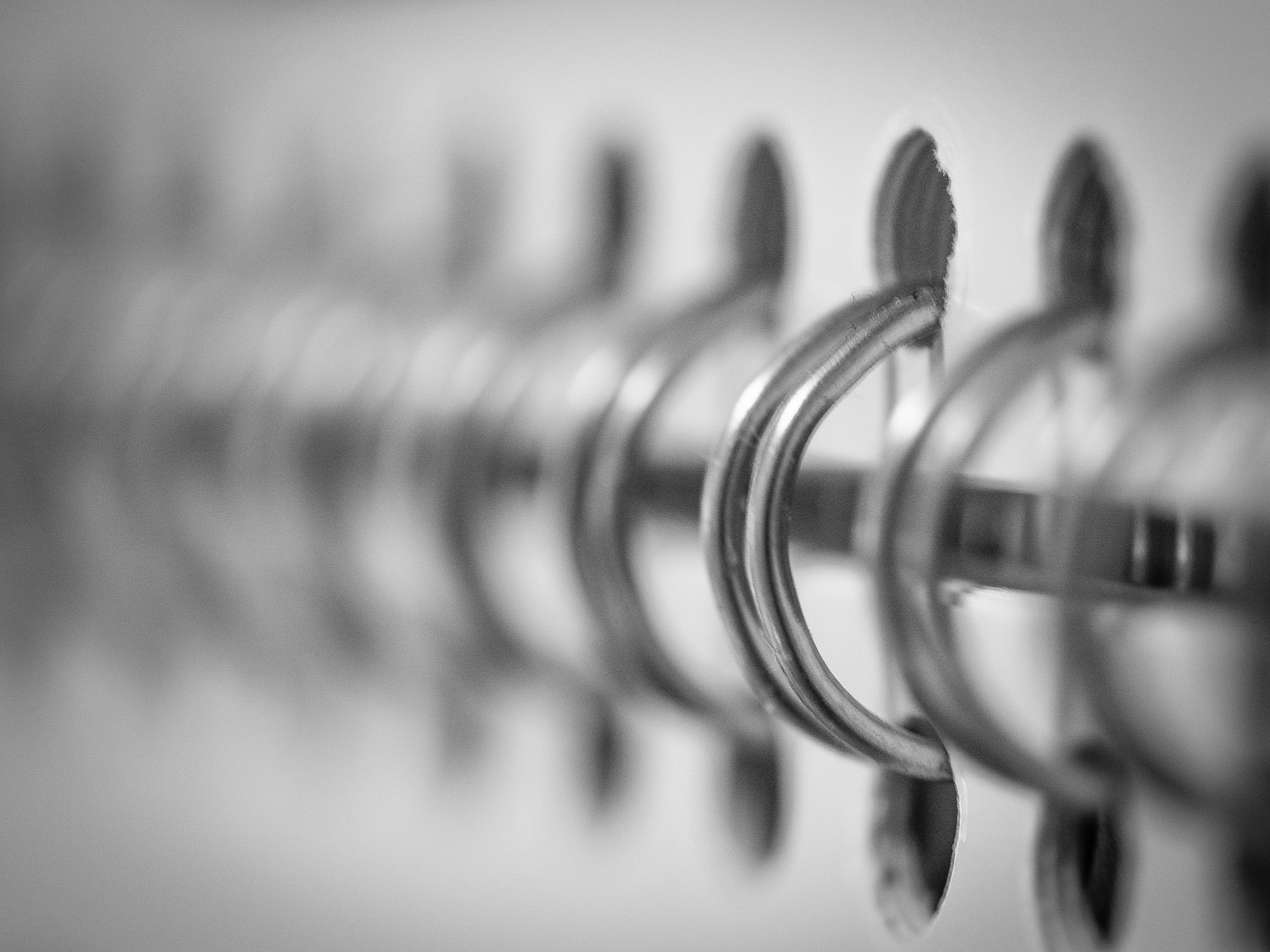 reflection, pattern, leave, ring binder, connection, communication, cable, block, selective focus, focus, metal, internet, in a row, selective, indoors, HD Wallpaper