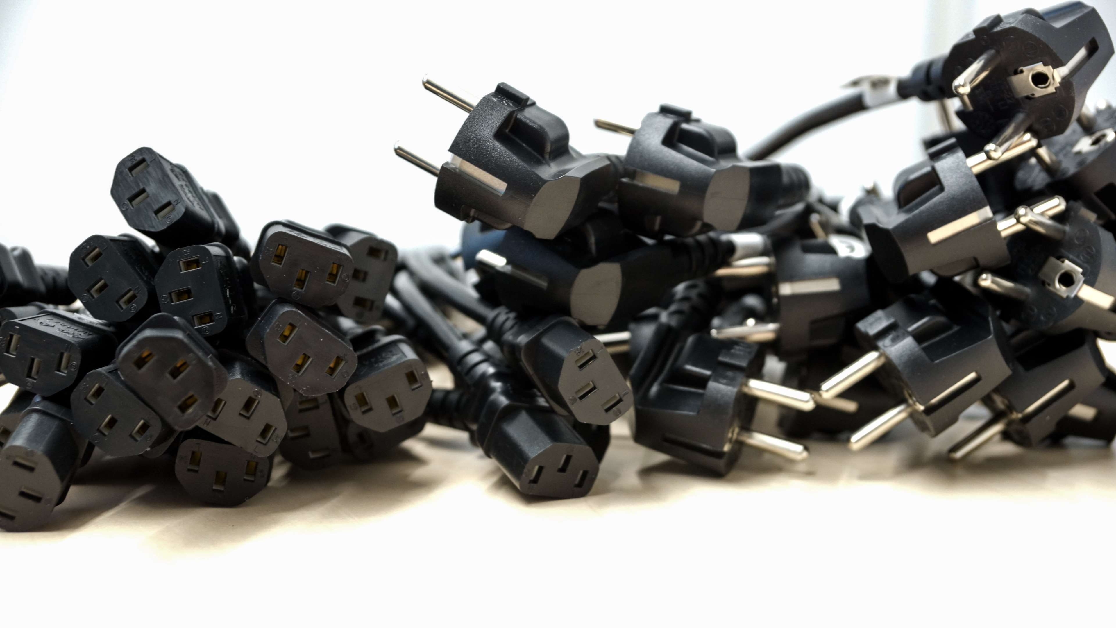 electric, technology, electrical equipment, power cords, industry, cable, metal, internet, small, cut out, heap, alloy, studio shot, communication, connection, HD Wallpaper