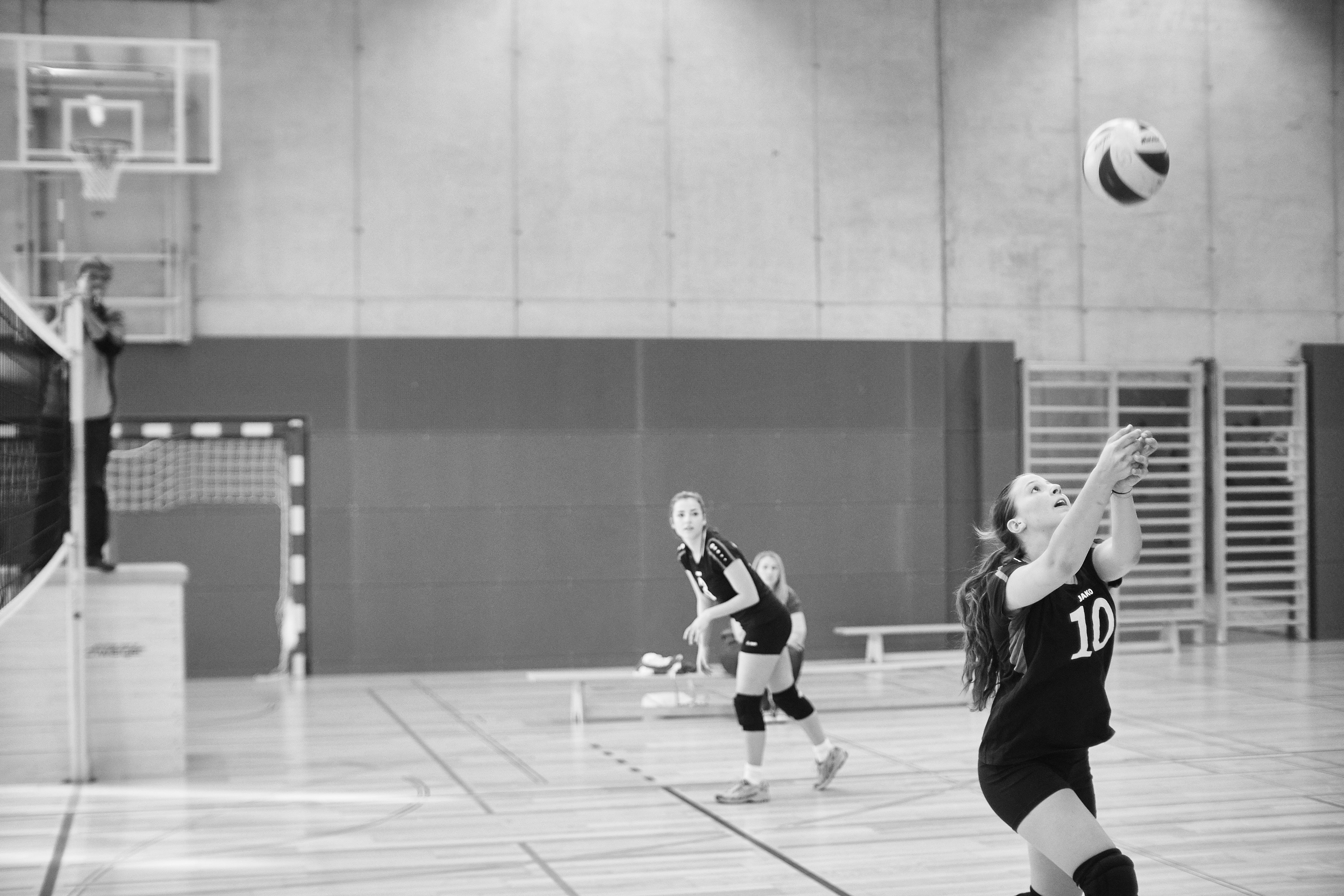 women, leisure activity, teenager, 5K, black and white, competition, basketball player, sport, sportsman, full length, playing, championship, fitness, HD Wallpaper