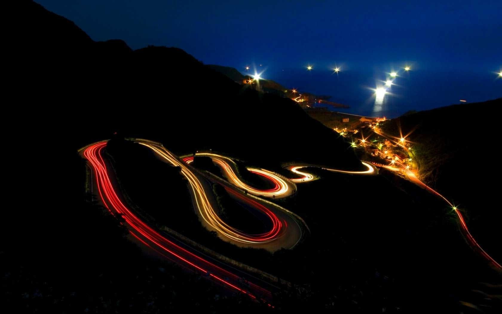 motion, 720P, speed, light - natural phenomenon, sky, dark, illuminated, city, outdoors, night, land, light painting, glowing, transportation, landscape, HD Wallpaper