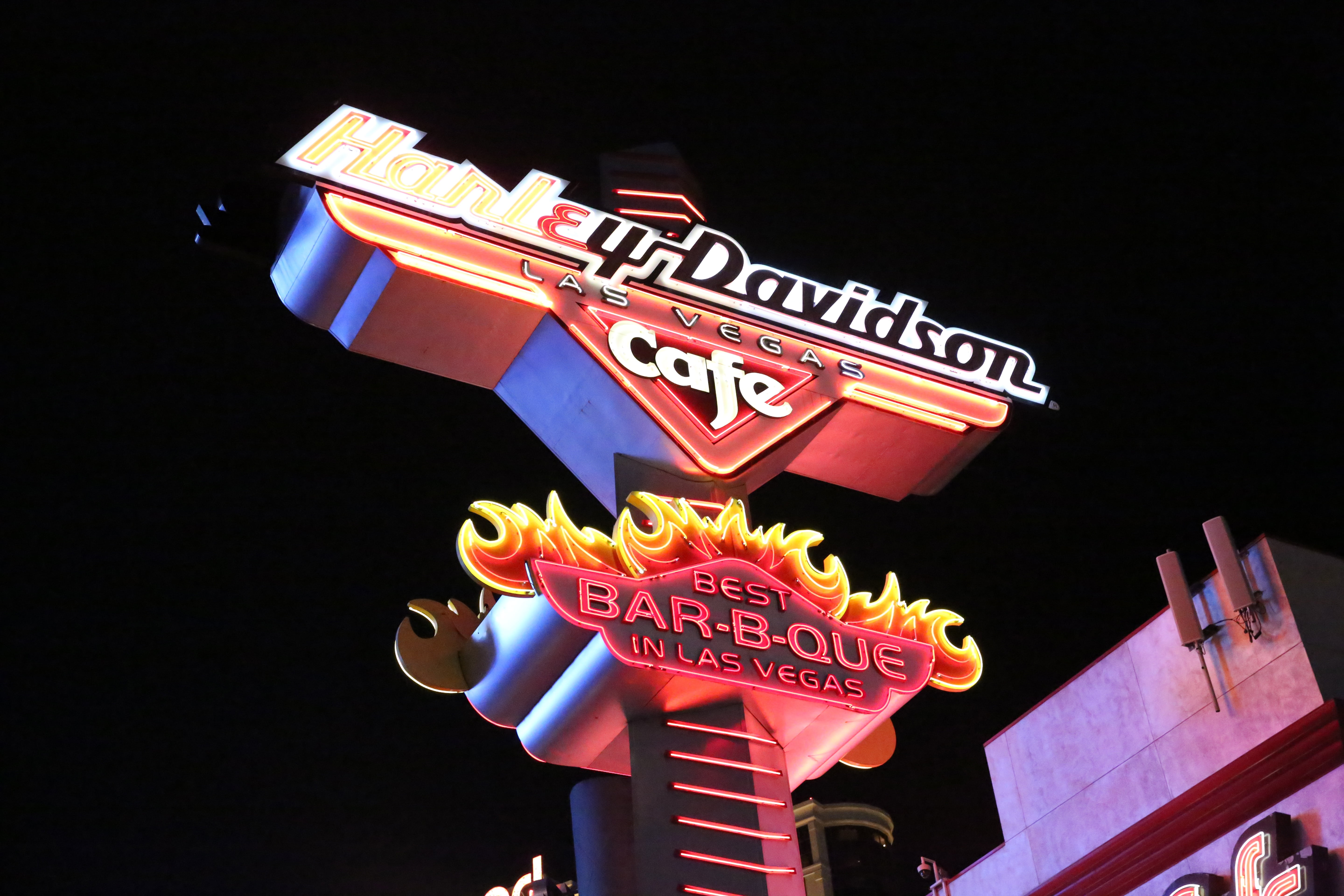 communication, business, restaurant, 5K, low angle view, lamp, neon light, street lamp, sign, food and drink, night, fast food, text, multi colored, plaque, HD Wallpaper