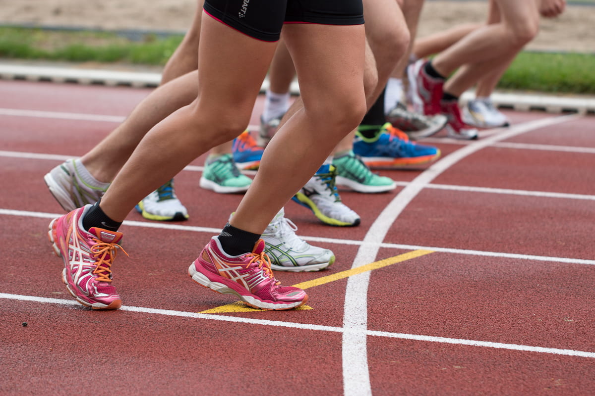 human limb, fitness, footwear, track and field, running track, sprinter, preparation, group of people, shoes, race, energy, motion, marathon, 480P, sports race, HD Wallpaper