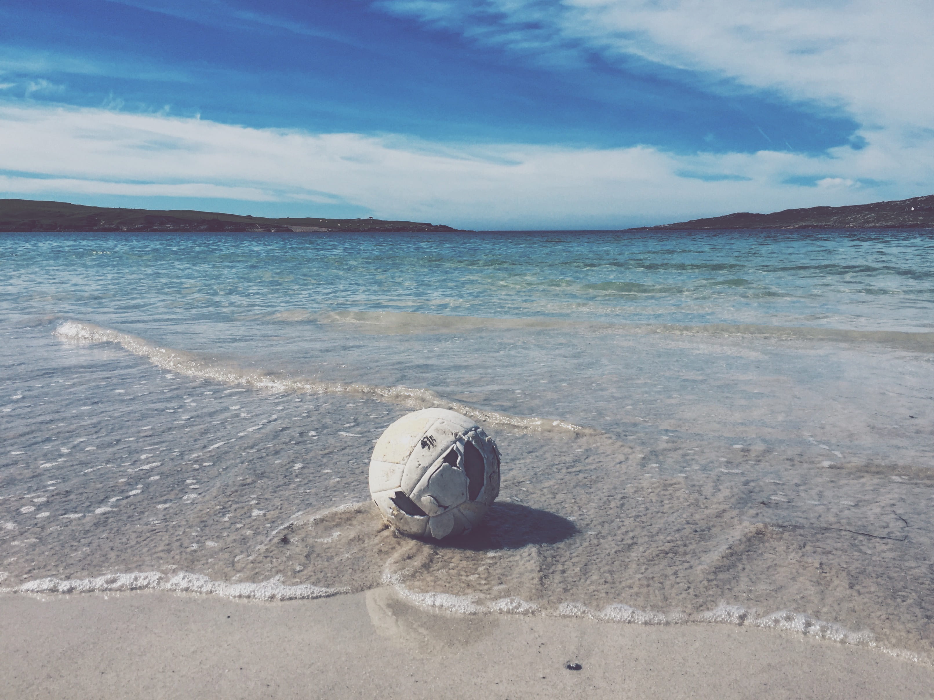 sport, 2K, cloud - sky, sky, connemara, caribbean, sunlight, nature, castaway, beach, galway, water, sand, dogbay, scenics - nature, whitesand, football, HD Wallpaper