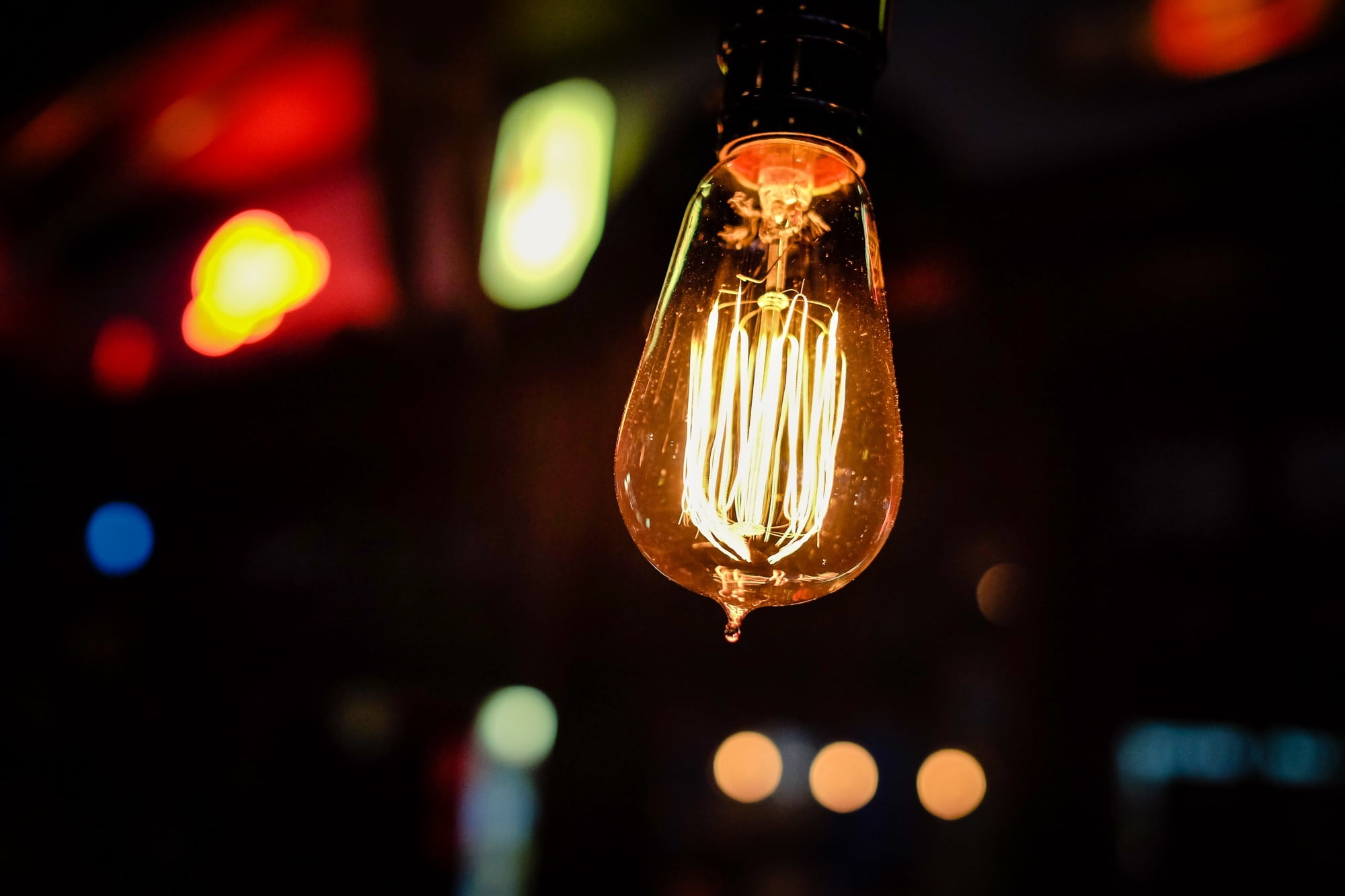 glass - material, light bulb, night, no people, nightlife, photo, hanging, creativity, idea, focus on foreground, light, bulb, lights, beige, lighting equipment, HD Wallpaper