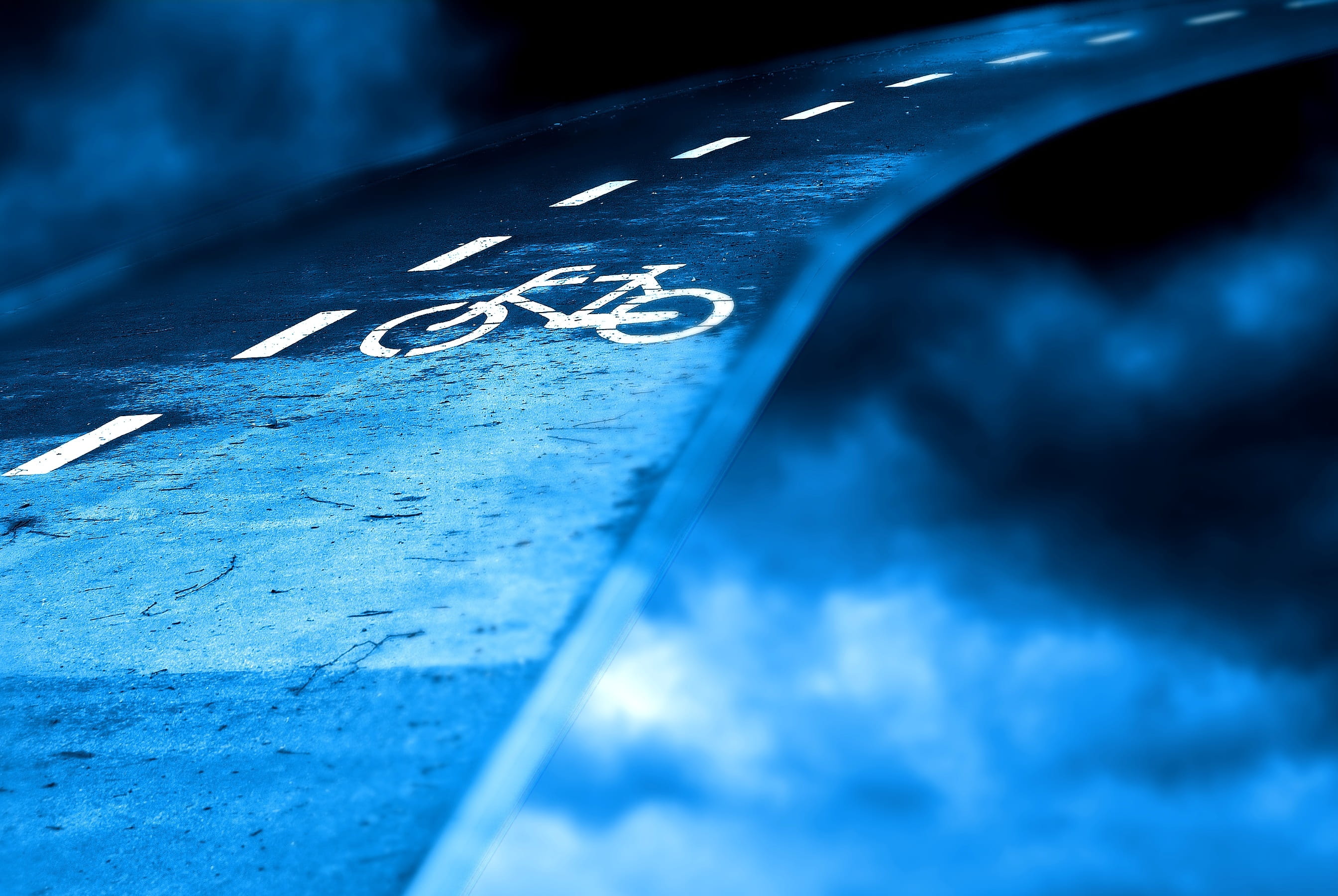Hiking Trail, cycle route, western script, selective focus, spirit, Way, 2K, dark, indoors, architecture, single object, emotion, nature, day, blue, capital letter, HD Wallpaper