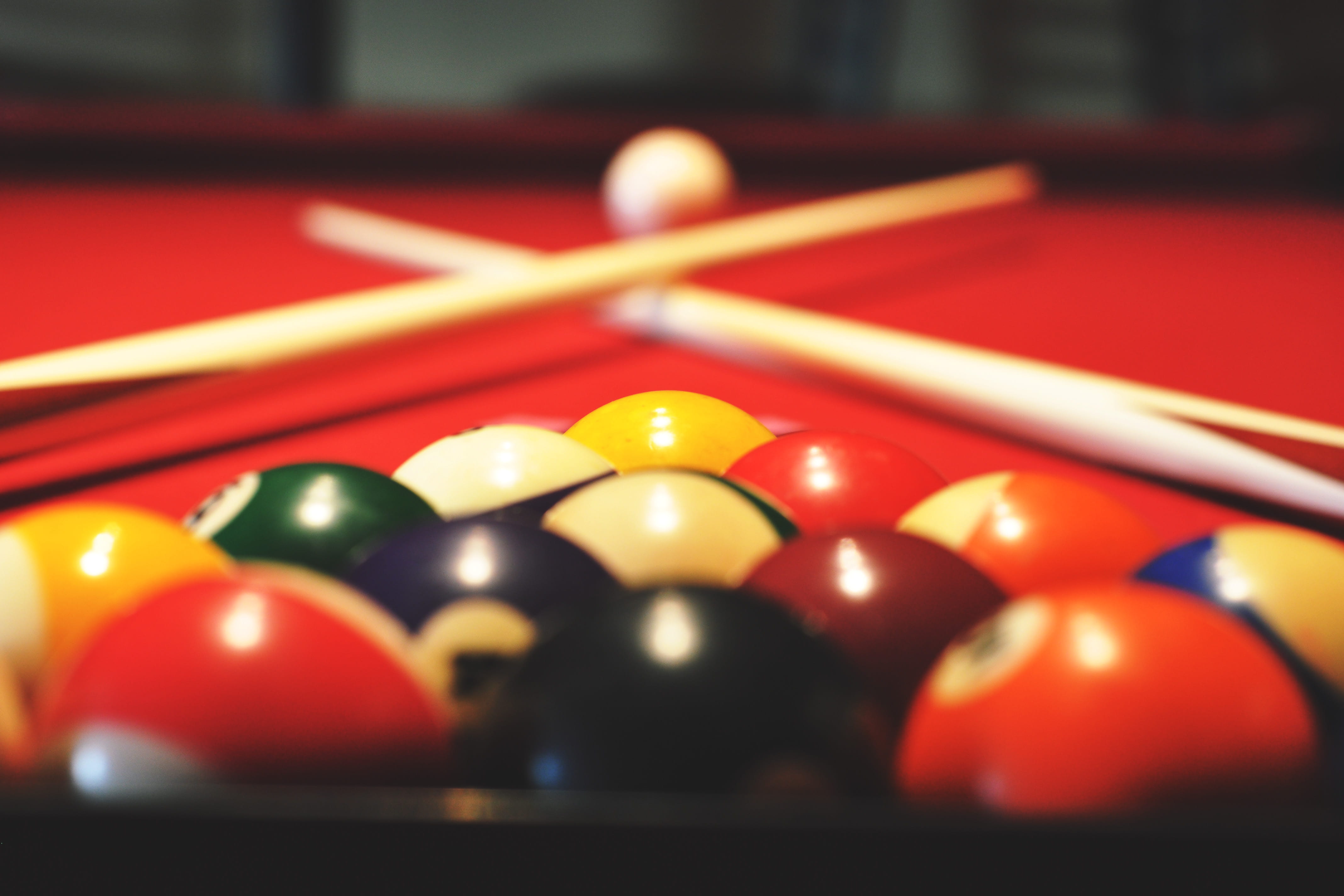 games, leisure activity, arts culture and entertainment, table, snooker and pool, red, 4K, sphere, game, recreational pursuit, indoors, pool hall, close-up, HD Wallpaper