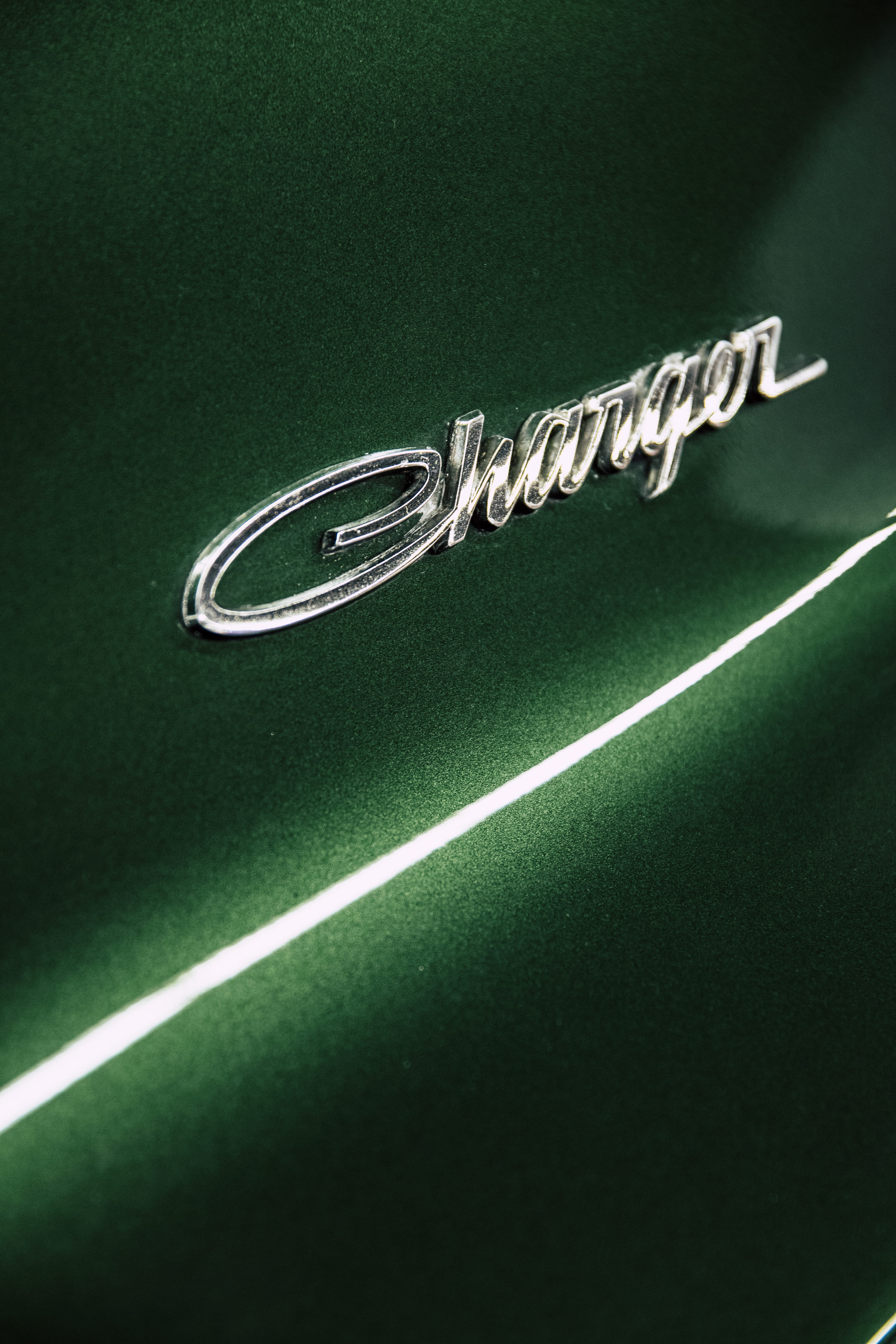 emblem, symbol, green color, no people, text, success, car, brand, mark, nature, charger, 5K, automobile, high angle view, v8, grass, single object, sport, Phone HD Wallpaper