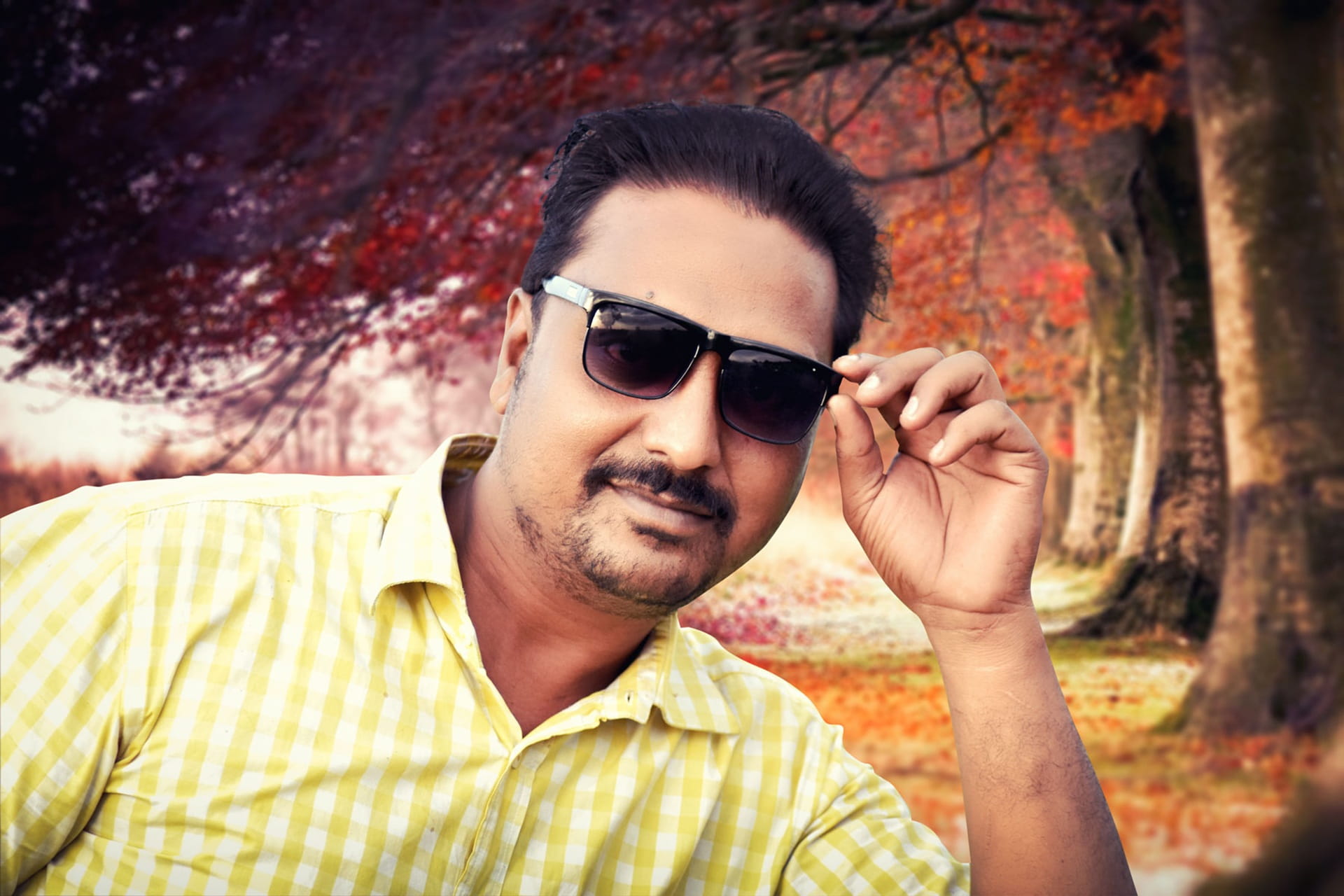 shahzad ahmed saleem ahmed, plant, adult, young adult, sunglasses, nature, beautiful people, front view, bharti creation, positive emotion, casual clothing, HD Wallpaper