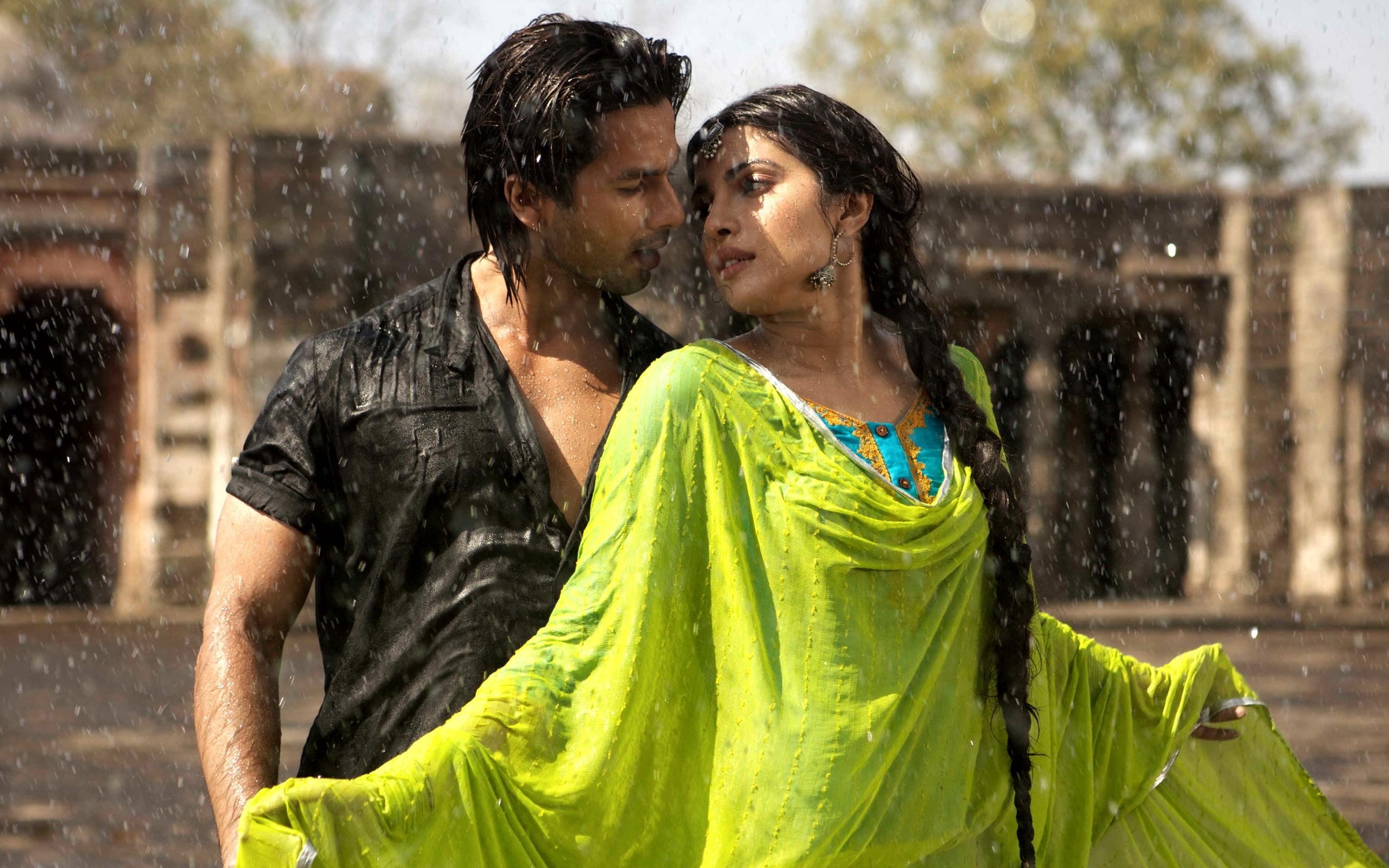 meri, priyanka, shahid, kahani, teri, indian movies, 2K, HD Wallpaper