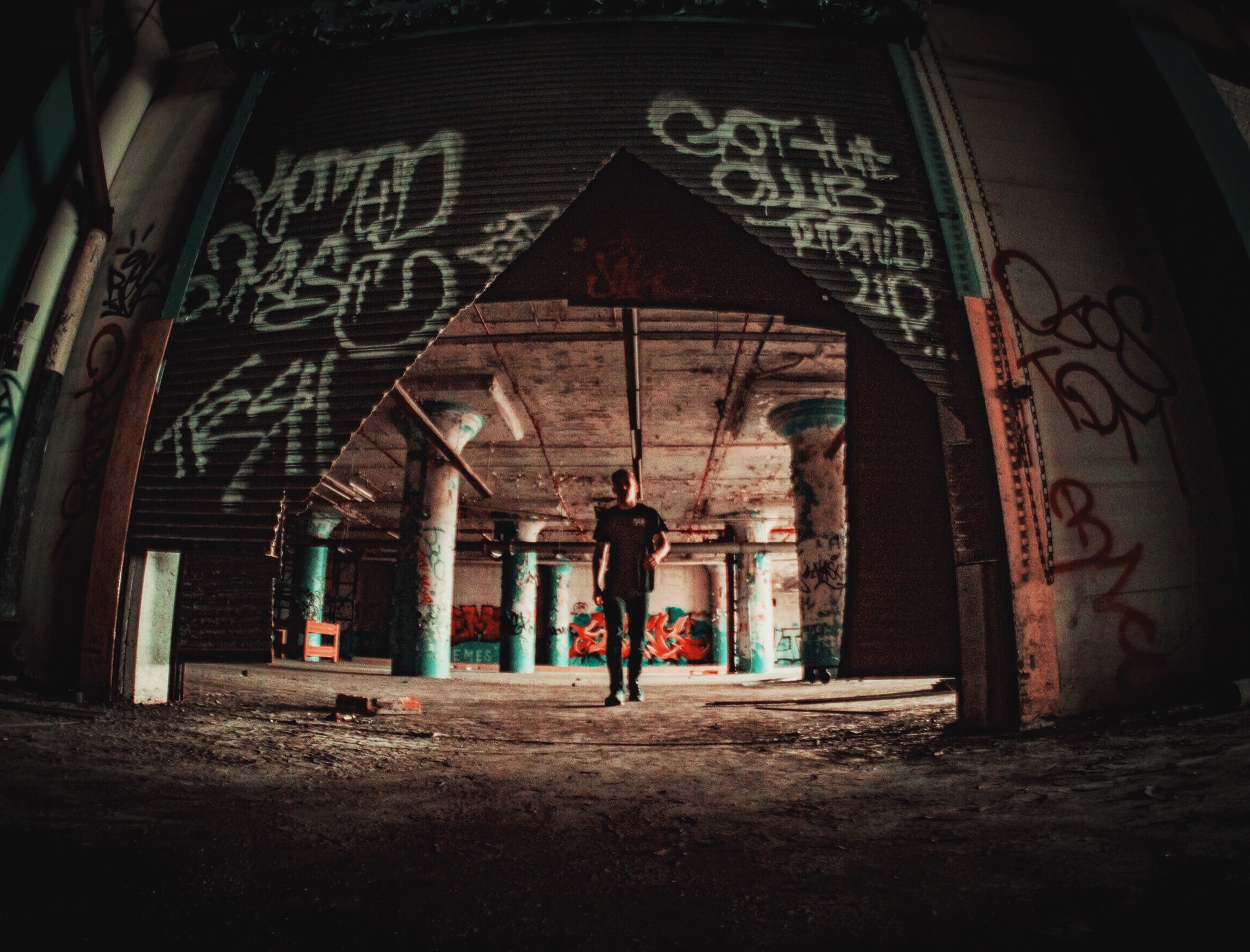 walk, broken, roller, men, daylight, real people, architectural column, building, near, walking, communication, street art, person, 1080P, western script, HD Wallpaper