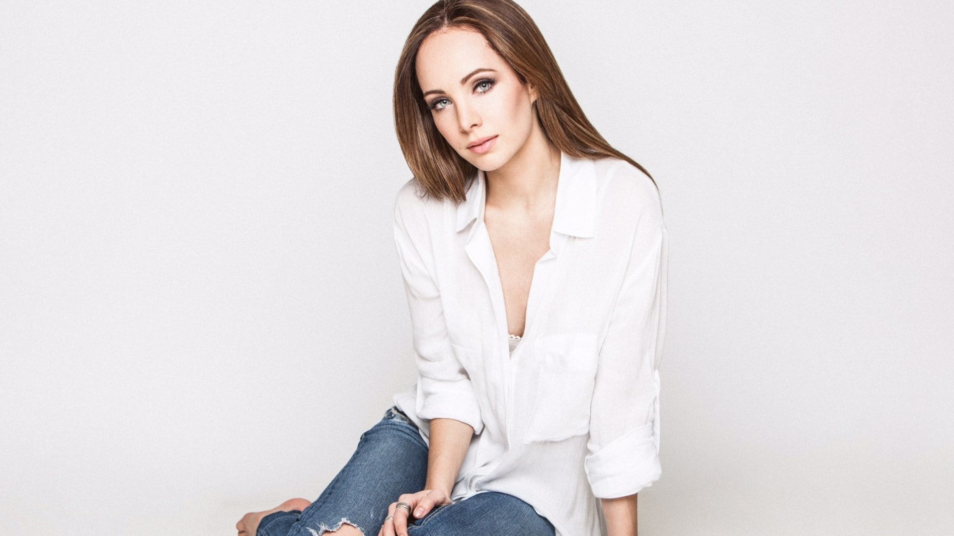 shirt, long, blue, button, face, 1080P, solo, look, dress, white, denim, sleeve, long hair, jeans, ksenia solo, ksenia, sitting, hair, distressed, women, HD Wallpaper