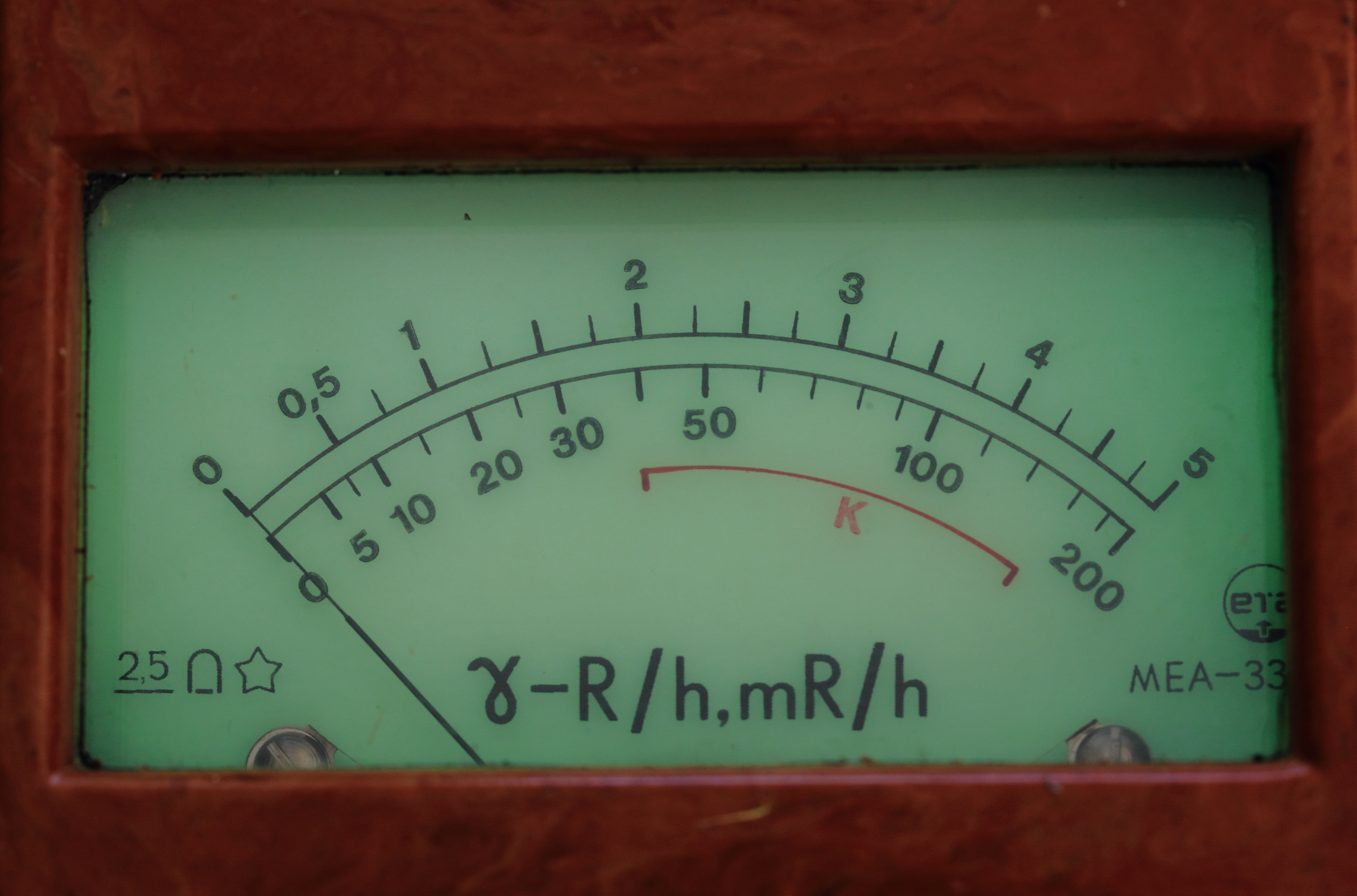 man made object, number, 4K, counter, war, red, technology, temperature, green color, geiger, indoors, soviet, check, close-up, poland, meter - instrument of measurement, HD Wallpaper