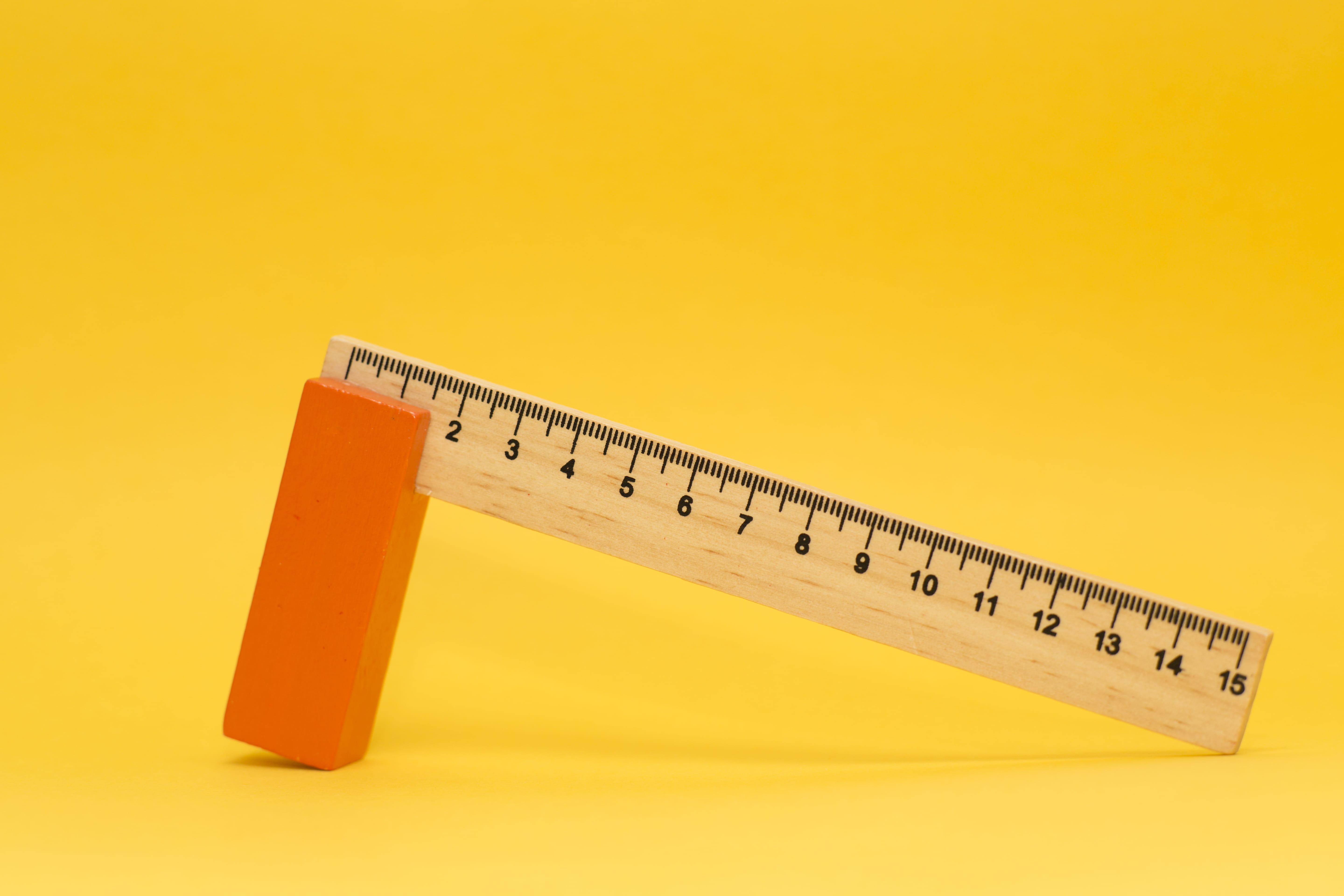 building, construction, minimal, straight edge, studio shot, stand, length, colored background, domino, thermometer, man made object, brown, game, illness, HD Wallpaper