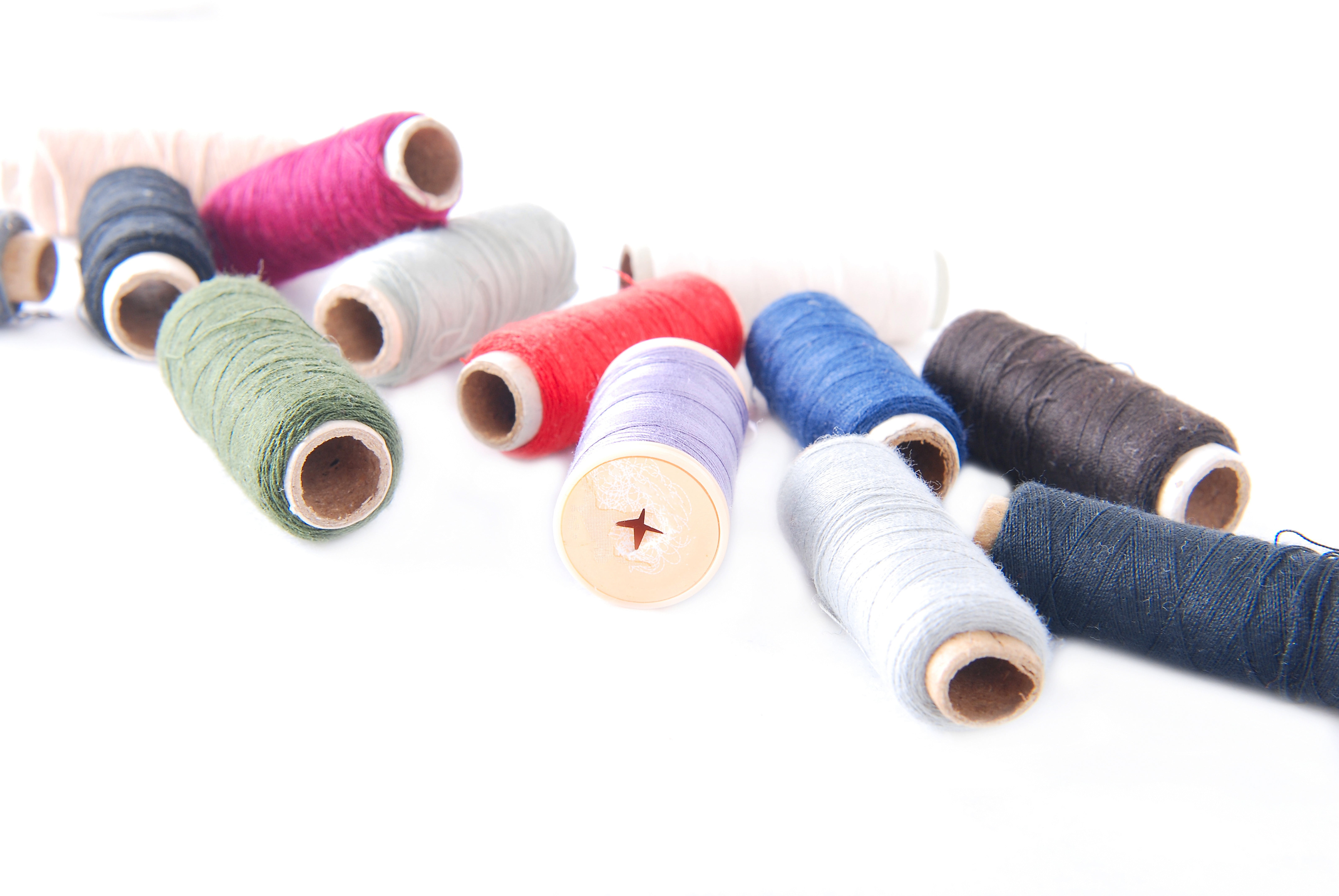 large group of objects, spool, sewing item, 5K, cotton, textile industry, variation, art and craft, studio shot, sewing needle, industry, sewing, still life, HD Wallpaper