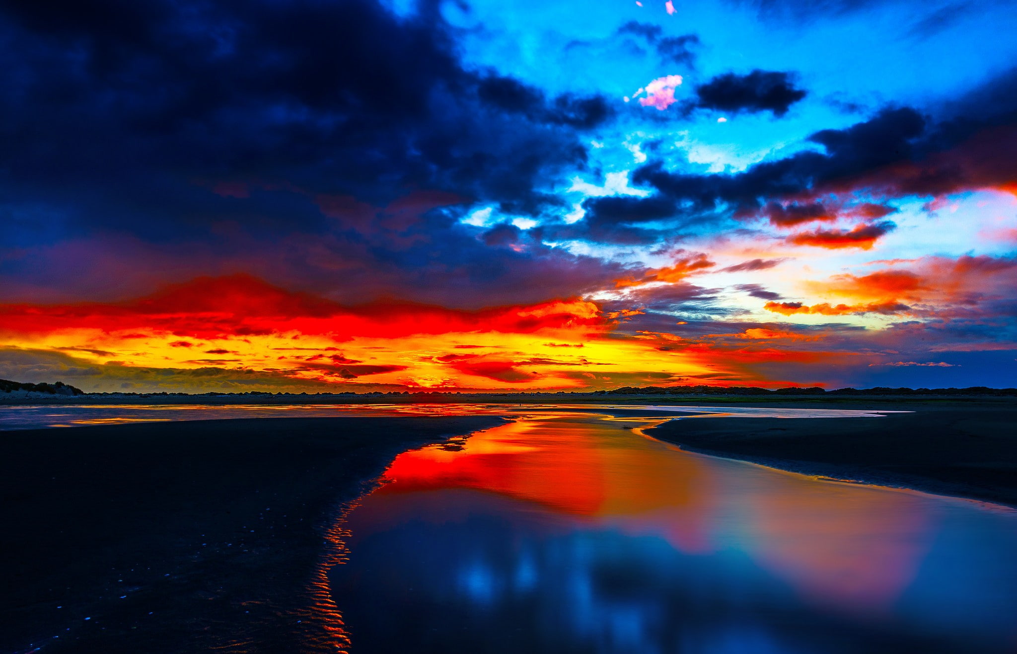 romantic sky, dramatic sky, land, sunset, outdoors, environment, tranquility, sky, nature, reflection, landscape, cloud - sky, dusk, 1080P, water, sea, HD Wallpaper