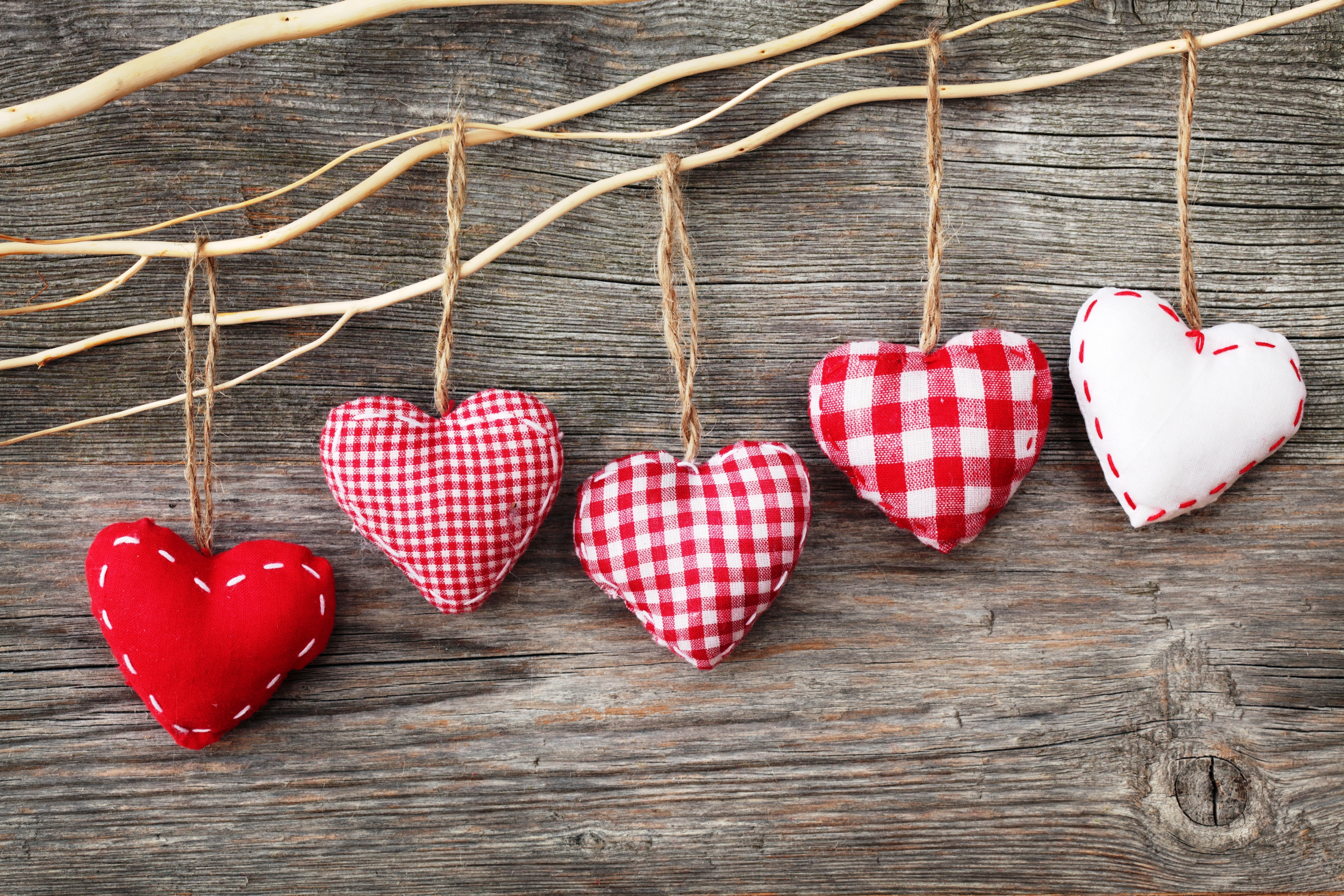 space, valentines Day - Holiday, love, celebration, no People, indoors, 5K, retro Styled, high angle view, table, thread, decoration, hanging, plank, holiday, HD Wallpaper