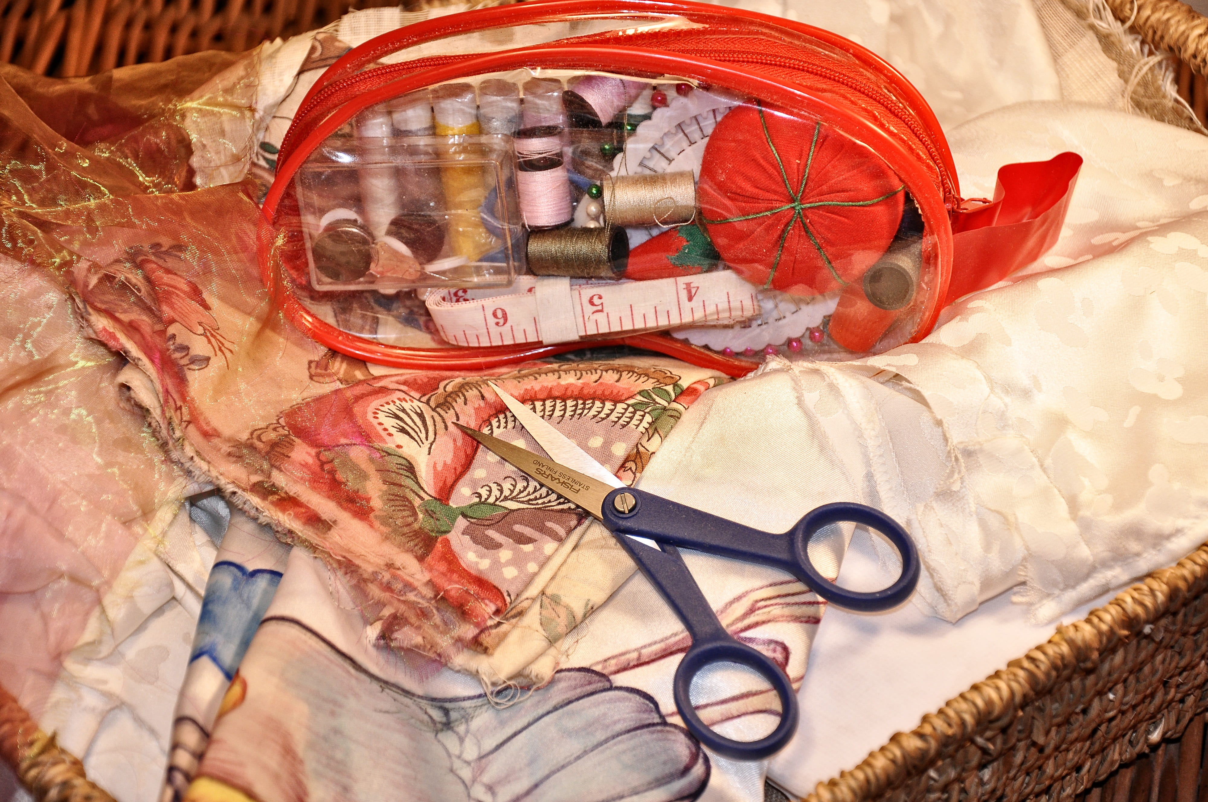human representation, close-up, scissors, thread, representation, 4K, tailor, dress making, no people, spool, reel, fashion, textile, embroidery, tape measure, HD Wallpaper