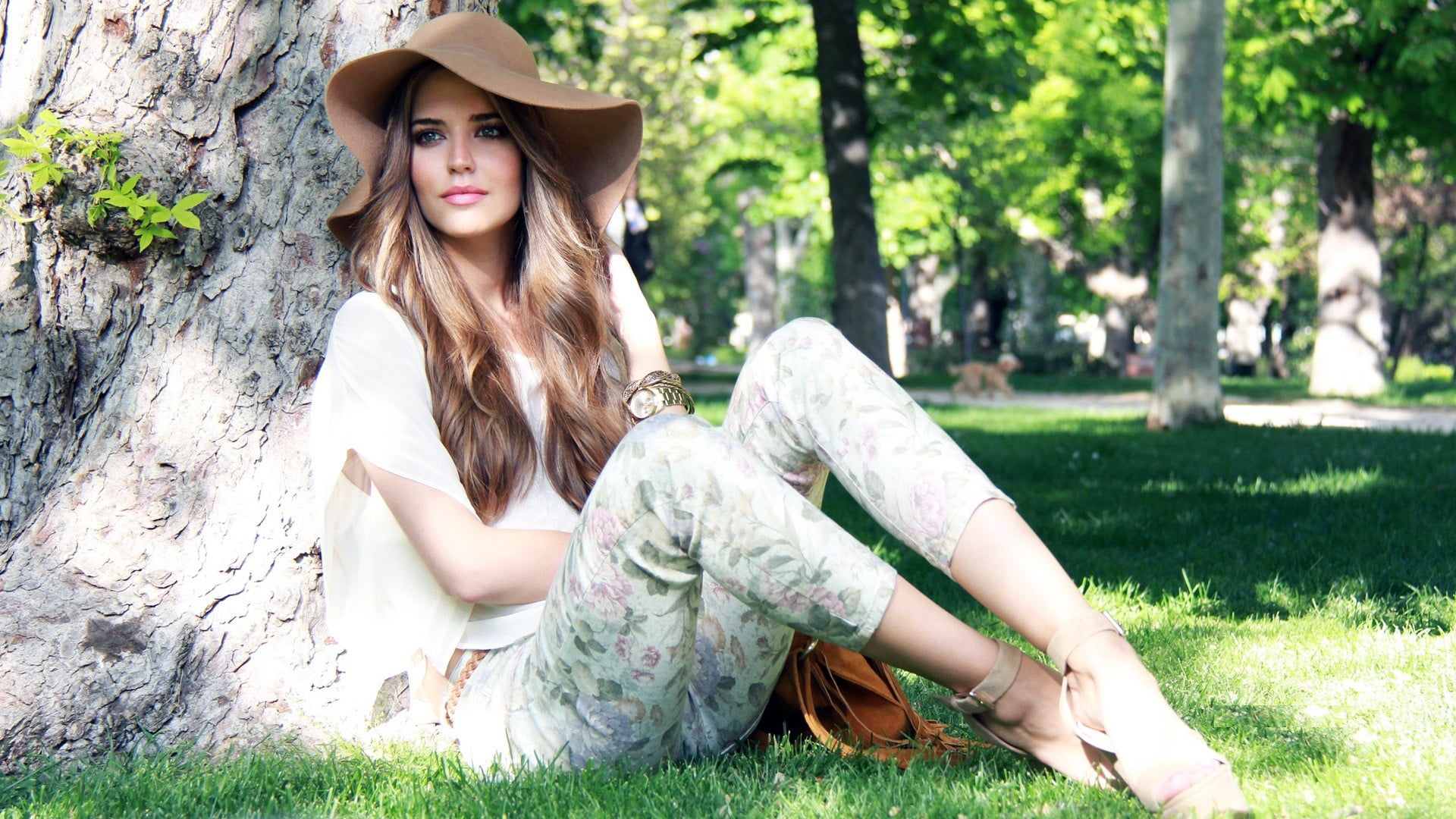 long hair, beauty, model, plant, contemplation, stiletto, 1080P, sunlight, hairstyle, blonde, young adult, women outdoors, sitting, trees, nature, fashion, HD Wallpaper