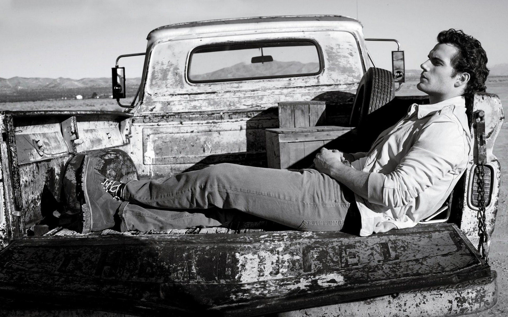 Henry Cavill, relaxation, nature, sitting, mode of transportation, leisure activity, Boy, day, Truck, casual clothing, women, Man, car, one person, Celebrity, HD Wallpaper