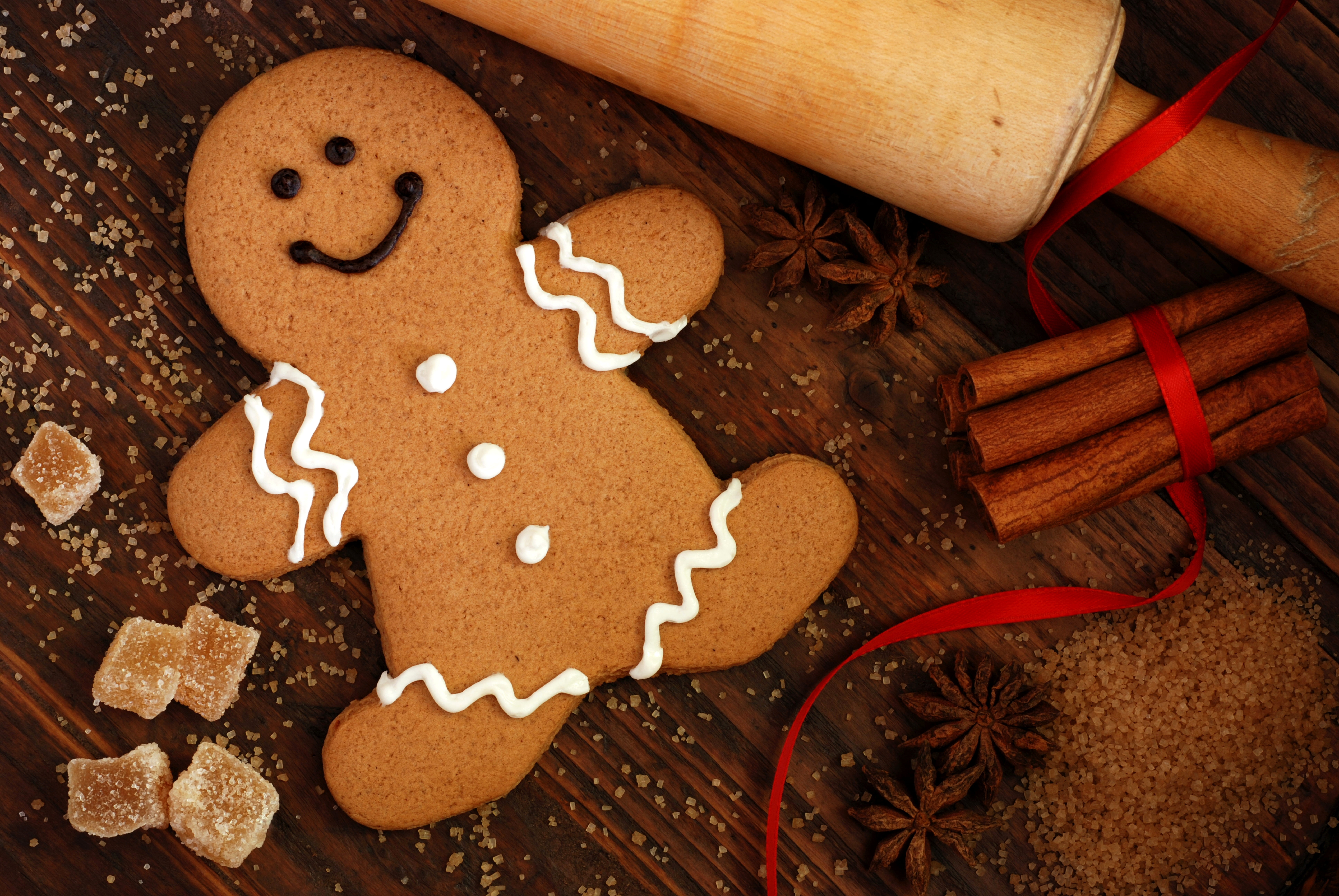 figure, cinnamon, Anis, Christmas, gingerbread, holiday, winter, food, food and drink, baked, wood - material, freshness, New Year, indoors, dessert, icing, HD Wallpaper