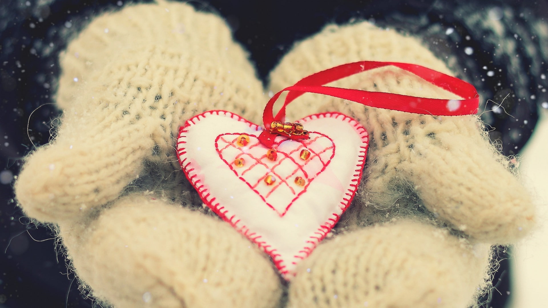 food and drink, still life, love, food, sweet food, close-up, positive emotion, baked, cookie, red, valentines day - holiday, winter, heart, temptation, HD Wallpaper