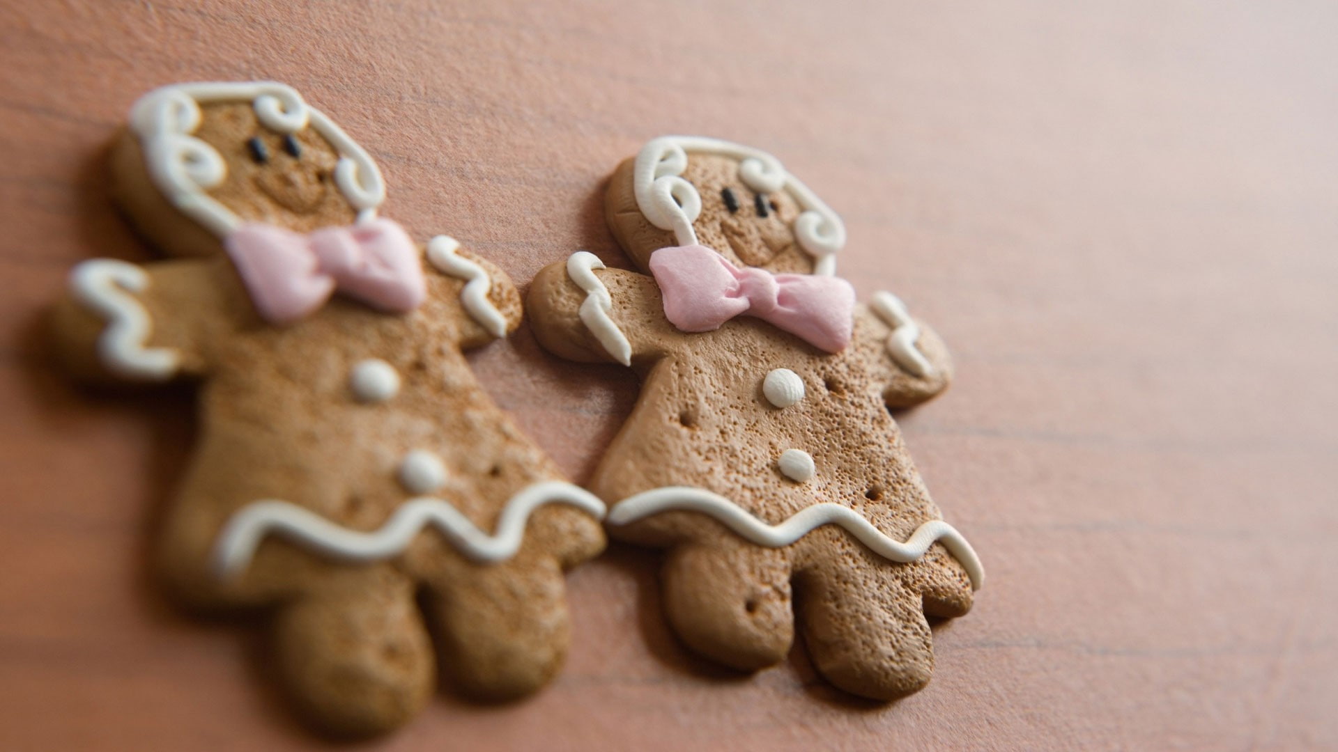 icing, Batch, gingerbread cookie, sweet food, representation, 1080P, food and drink, cookie, no people, celebration, Festive, selective focus, baked, gingerbread man, HD Wallpaper