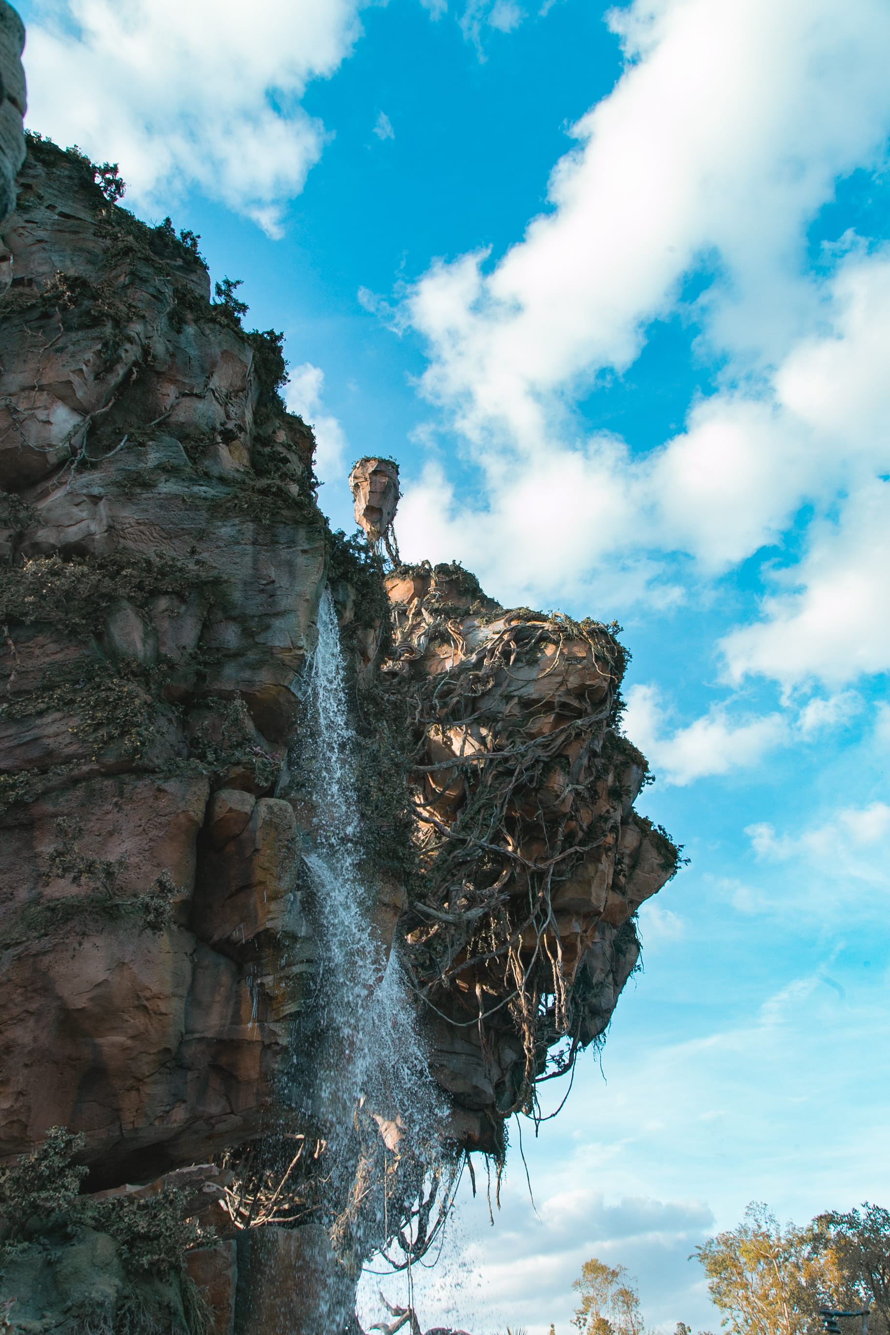 vacation, waterfall, rides, formation, day, beauty in nature, parks, disney, pandora, climbing, 2K, floating, rock - object, one person, rollercoasters, Phone HD Wallpaper