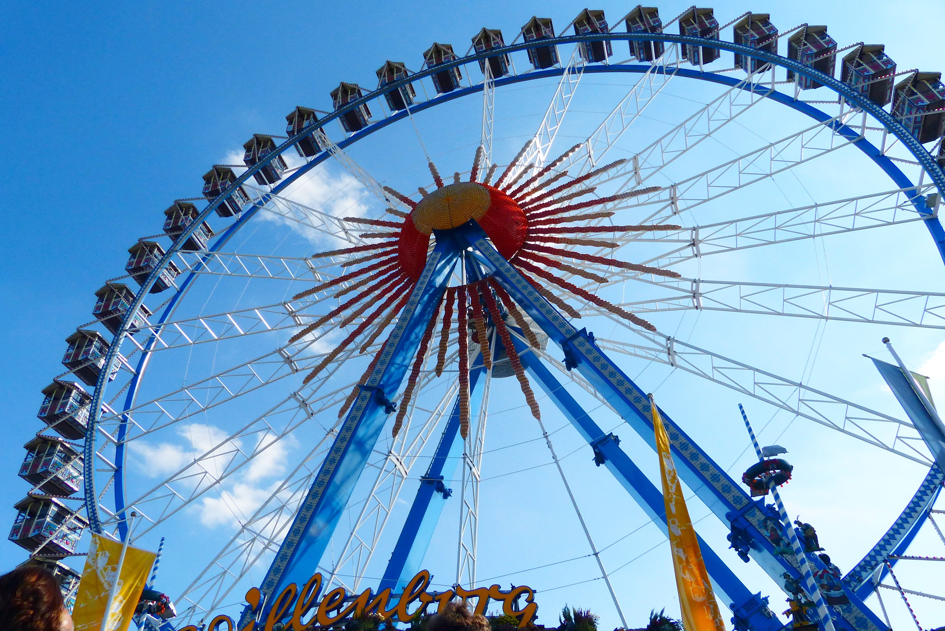 happiness, geometric shape, amusement Park Ride, low angle view, 4K, day, fairground, spinning, architecture, carousel, recreational Pursuit, summer, arts culture and entertainment, HD Wallpaper