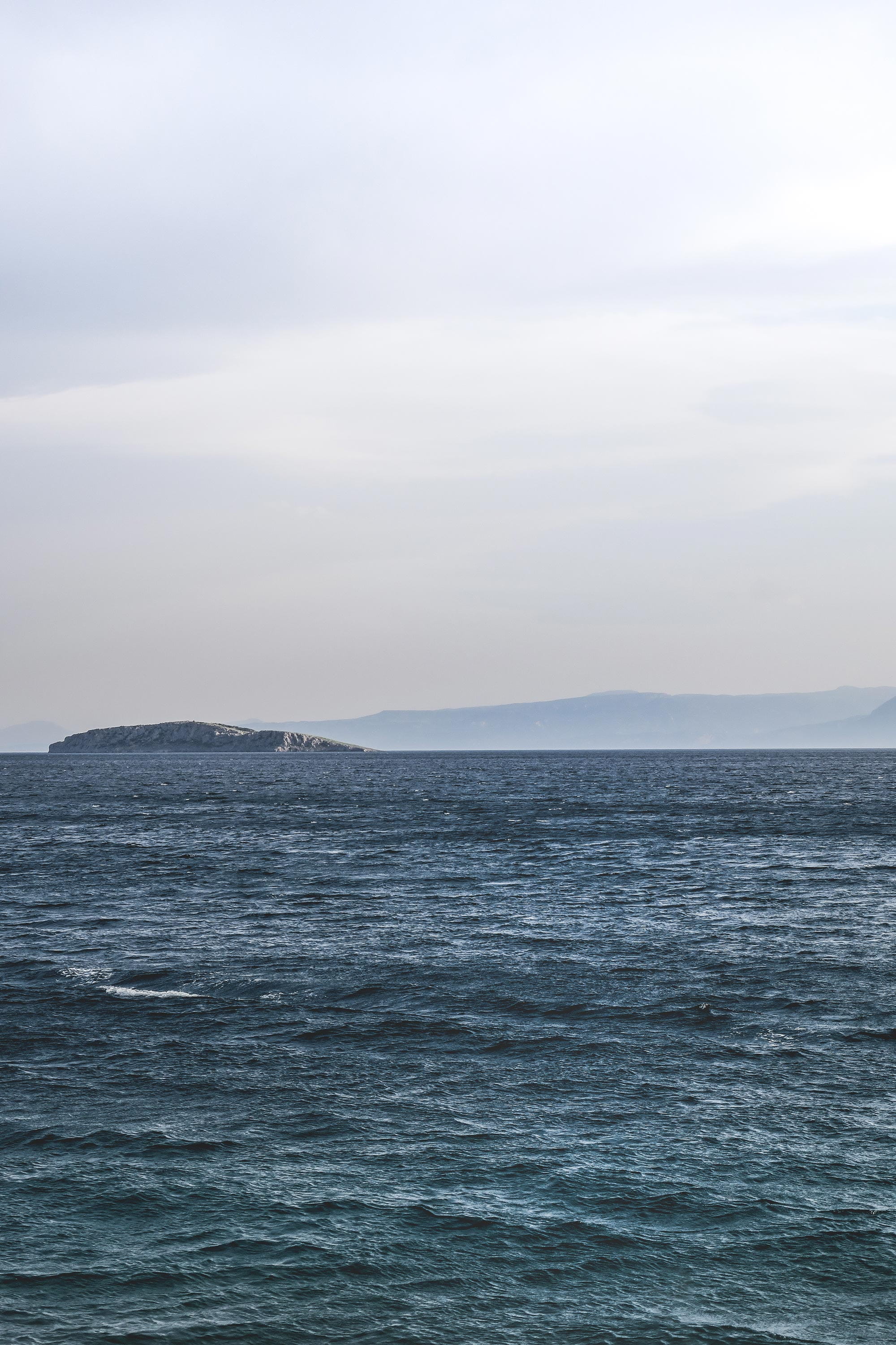 day, rocks, ui, tranquil scene, horizon, nature, far, nea makri, sea, 2K, mountain, outdoors, horizon over water, tranquility, no people, marina agios isidoros, Phone HD Wallpaper