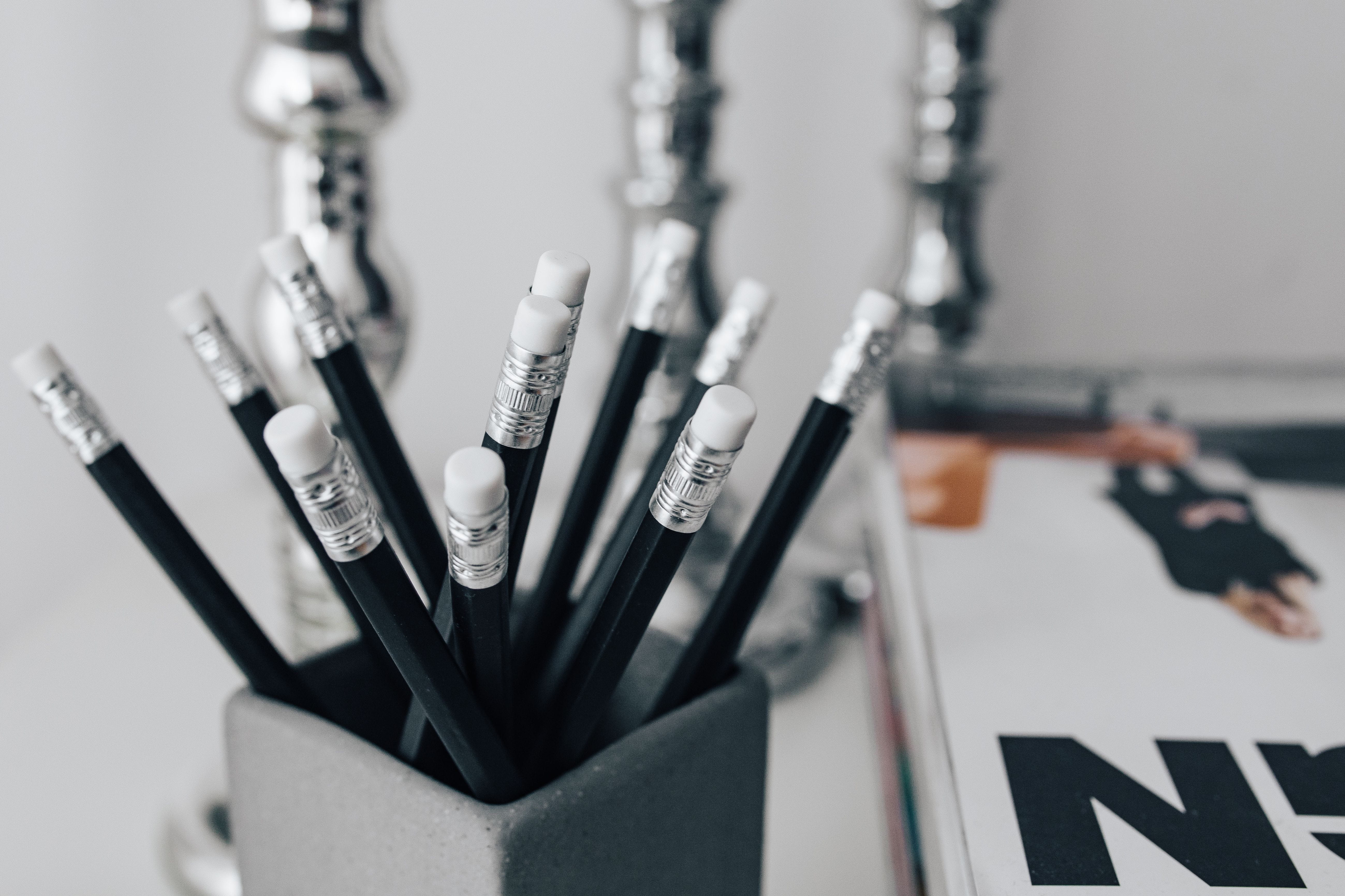equipment, art and craft, vintage, focus on foreground, paintbrush, camera, lightbulb, creativity, music, selective focus, group of objects, pen, choice, HD Wallpaper