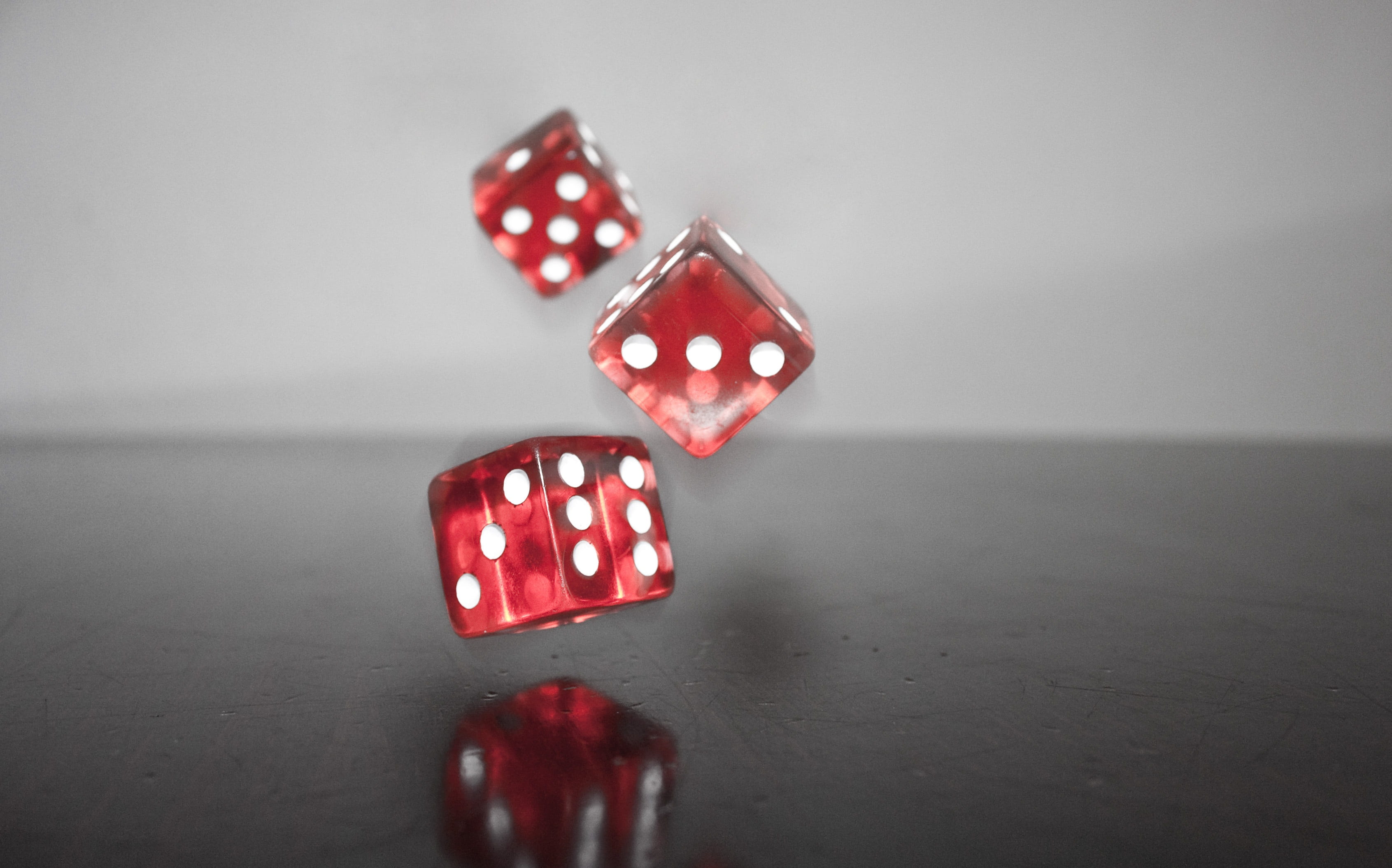 success, 2K, casino, indoors, cube table, leisure games, eye numbers, nightlife, risk, close-up, points, studio shot, red, surface, cube, profit, no people, HD Wallpaper