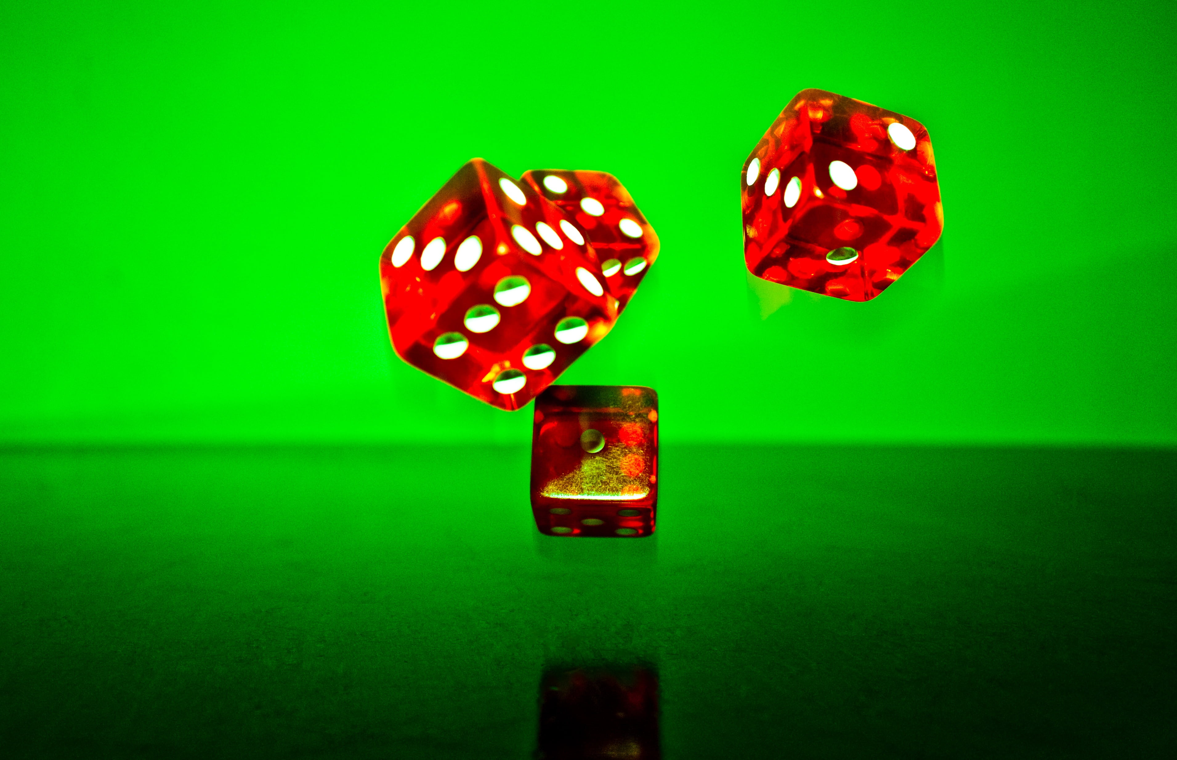 pair, dice, indoors, studio shot, poker game, gambling, green color, luck, game cube, leisure activity, arts culture and entertainment, red, lucky number, HD Wallpaper