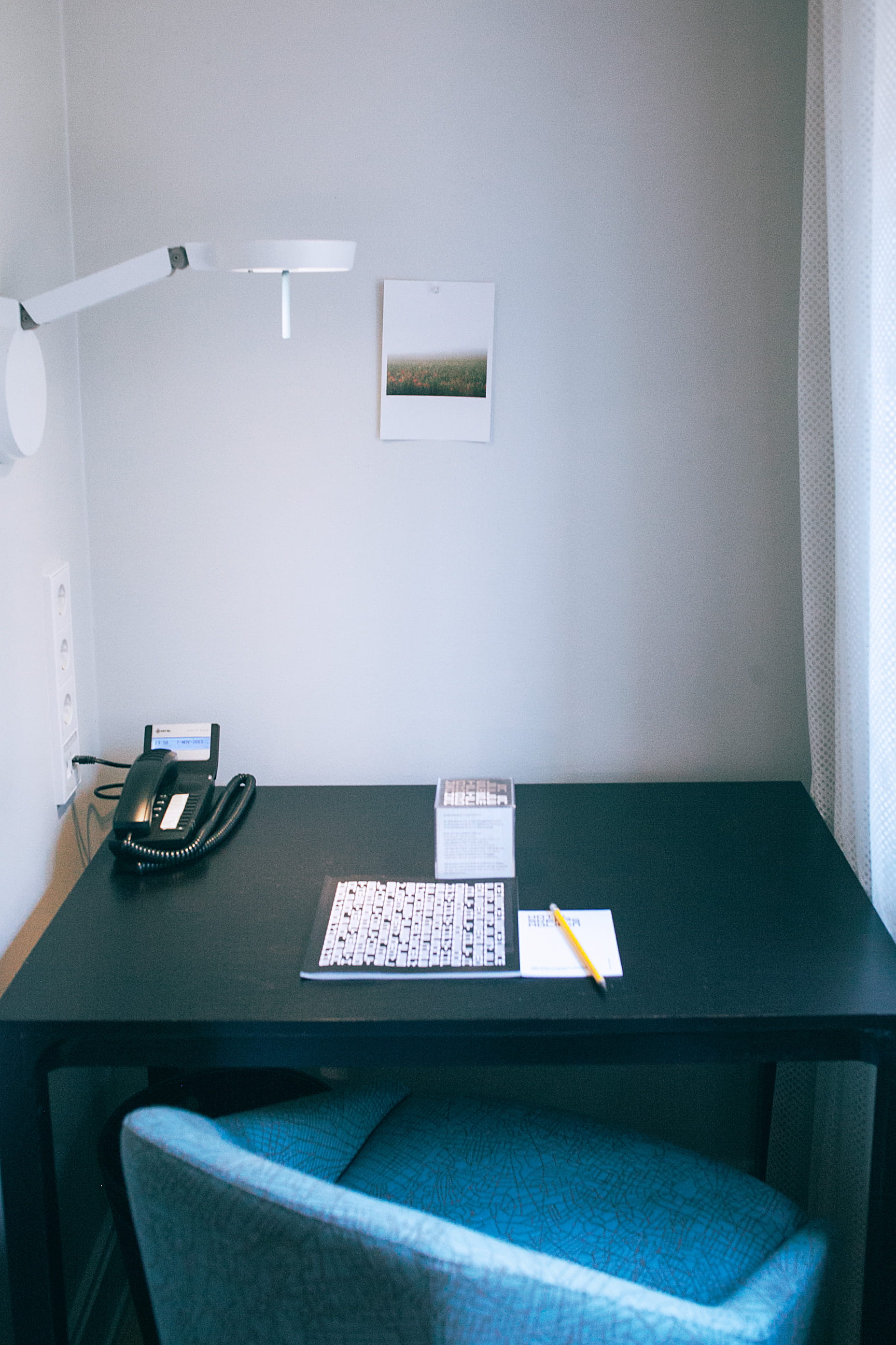 no people, pc, pen, wooden, computer, lighting equipment, home interior, empty, 2K, furniture, wall - building feature, publication, business, screen, Phone HD Wallpaper