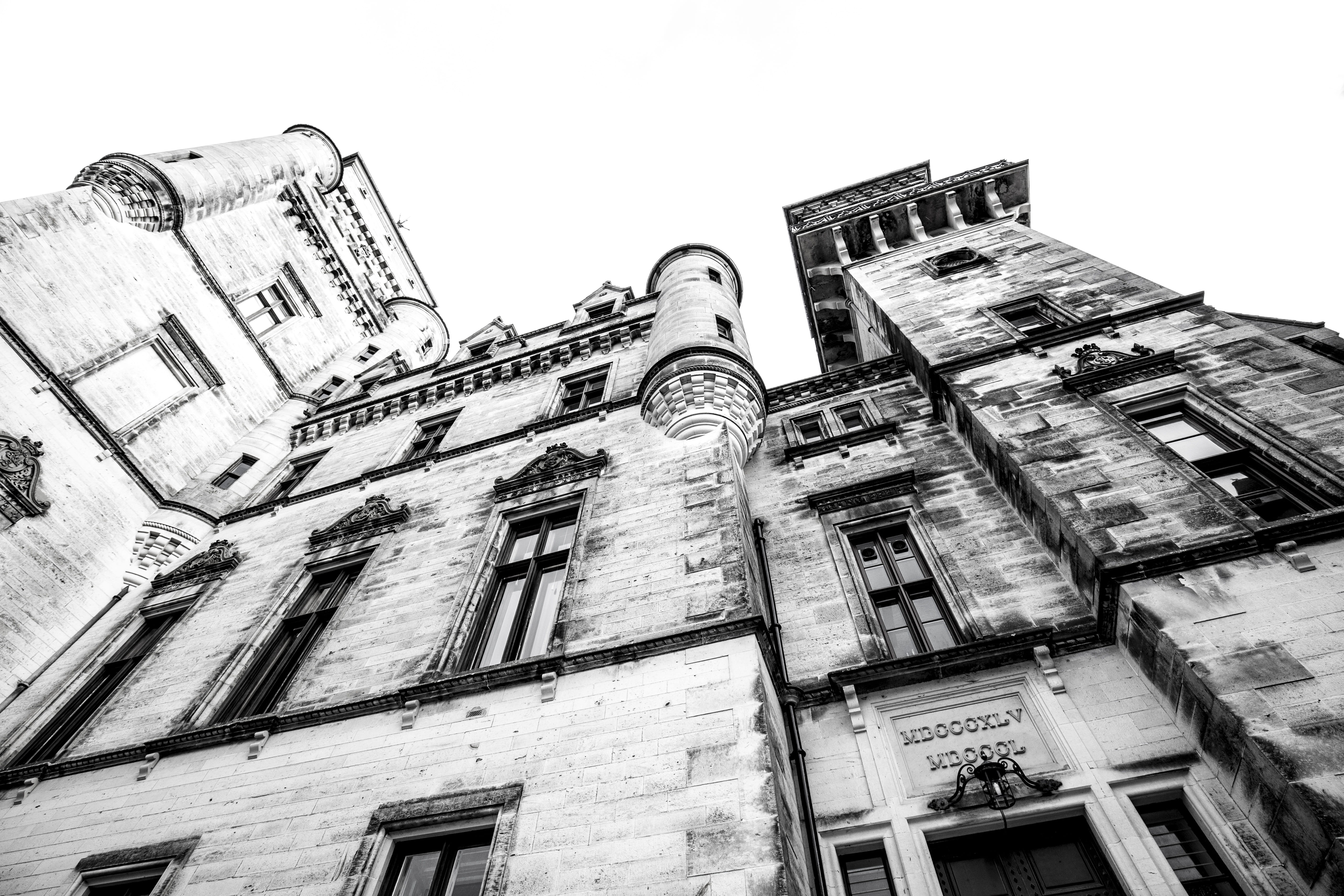 no people, city, travel destinations, building exterior, Sutherland, old, low angle view, 5K, architecture, window, the past, day, building, nature, historical, HD Wallpaper