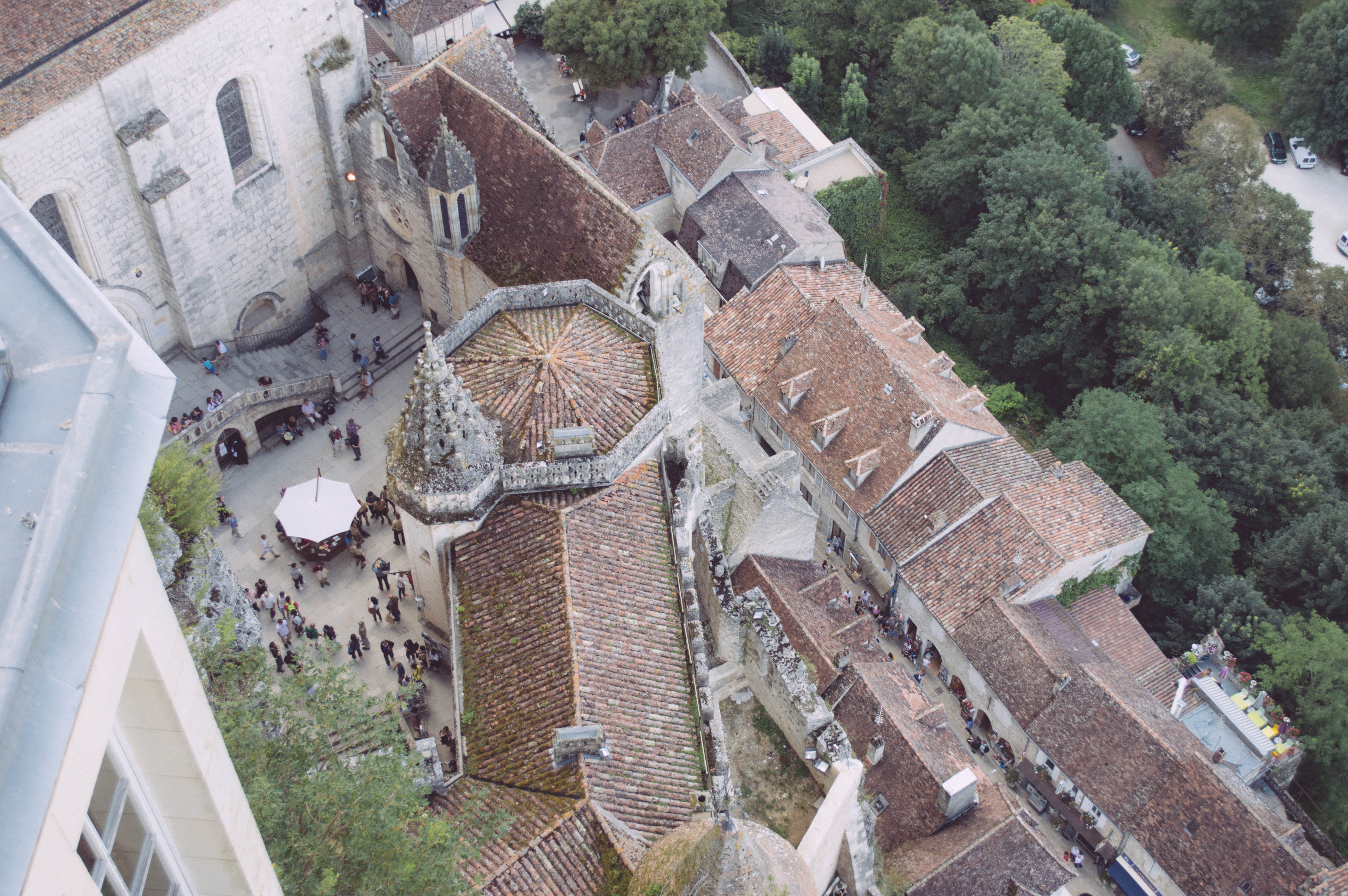 belief, high angle view, outdoors, religion, rocamadour, building, twelfth-century, cliff, building exterior, architecture, day, built structure, tree, HD Wallpaper
